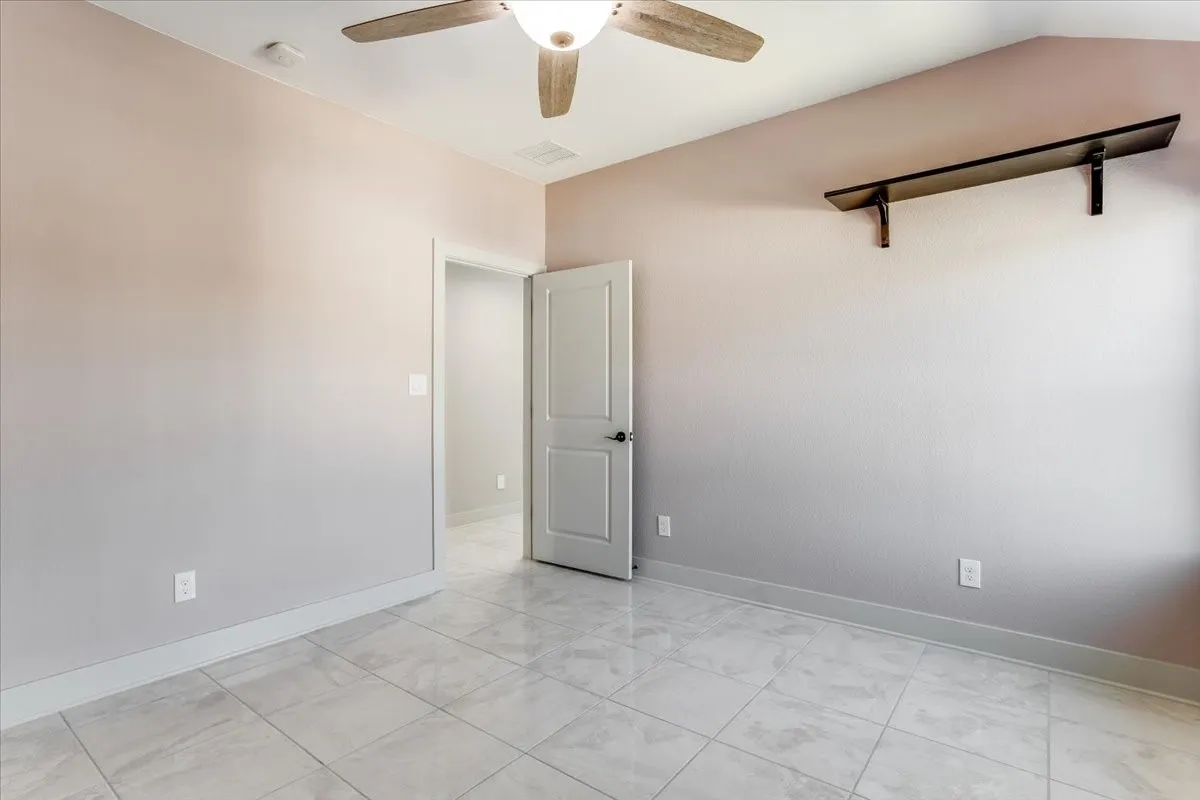 Single Family Residence For Sale in Denton County , 510 Spurlock Street, Frisco, Texas 75036, 5 Bedroom, 6 Bathroom, 3 Garage spaces, 4,626 Sqft, built in 2020, mls#21356462, Real Estate Agent in Frisco, Homes For Sale in Denton county, Homes For Sale in Frisco, Realtor in Frisco Texas, Real Estate Brokerage Independent Realty Texas, Luminita Cordes Realtor