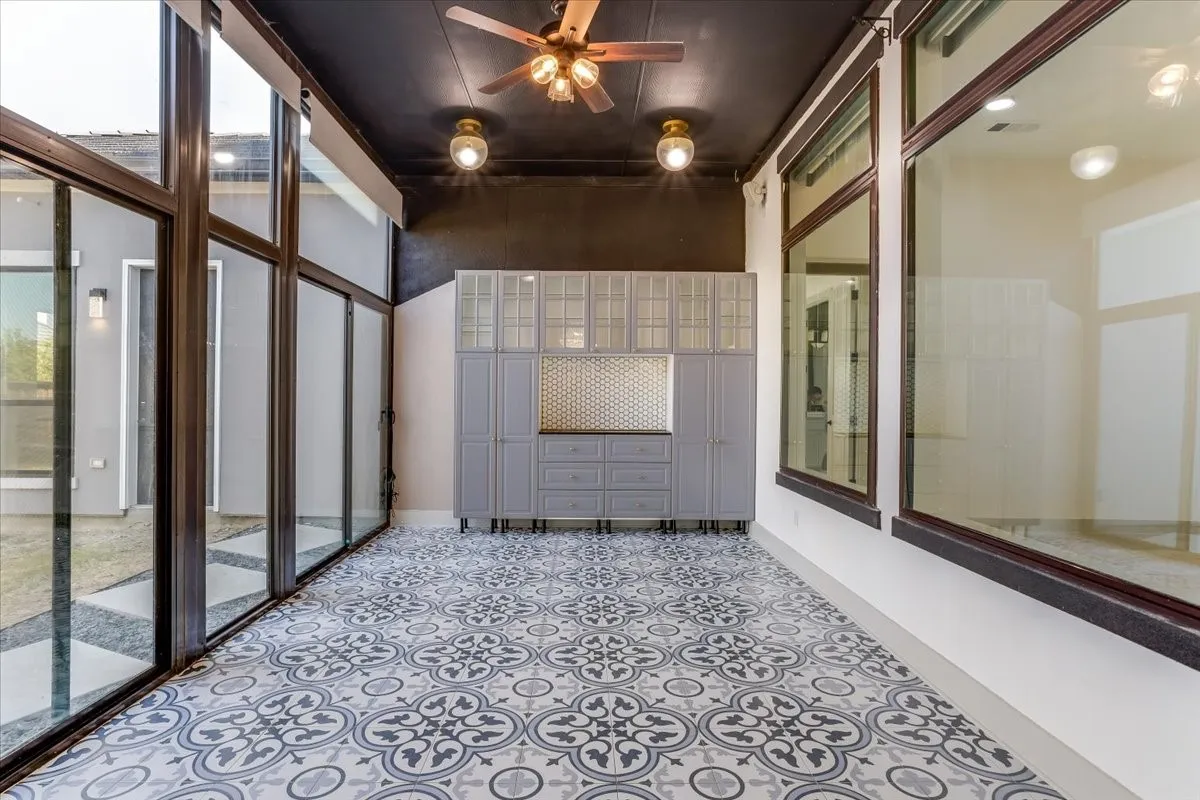 Single Family Residence For Sale in Denton County , 510 Spurlock Street, Frisco, Texas 75036, 5 Bedroom, 6 Bathroom, 3 Garage spaces, 4,626 Sqft, built in 2020, mls#21356462, Real Estate Agent in Frisco, Homes For Sale in Denton county, Homes For Sale in Frisco, Realtor in Frisco Texas, Real Estate Brokerage Independent Realty Texas, Luminita Cordes Realtor