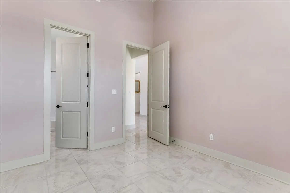 Single Family Residence For Sale in Denton County , 510 Spurlock Street, Frisco, Texas 75036, 5 Bedroom, 6 Bathroom, 3 Garage spaces, 4,626 Sqft, built in 2020, mls#21356462, Real Estate Agent in Frisco, Homes For Sale in Denton county, Homes For Sale in Frisco, Realtor in Frisco Texas, Real Estate Brokerage Independent Realty Texas, Luminita Cordes Realtor