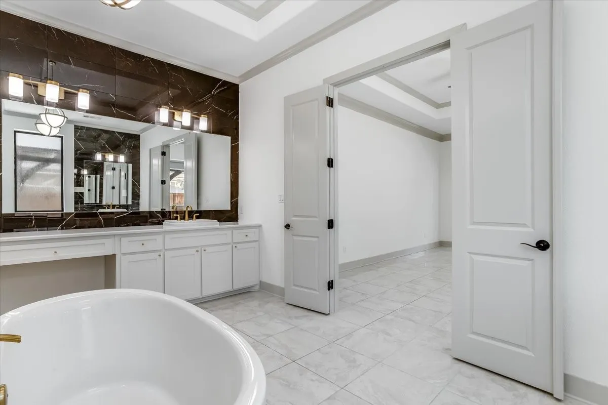 Single Family Residence For Sale in Denton County , 510 Spurlock Street, Frisco, Texas 75036, 5 Bedroom, 6 Bathroom, 3 Garage spaces, 4,626 Sqft, built in 2020, mls#21356462, Real Estate Agent in Frisco, Homes For Sale in Denton county, Homes For Sale in Frisco, Realtor in Frisco Texas, Real Estate Brokerage Independent Realty Texas, Luminita Cordes Realtor