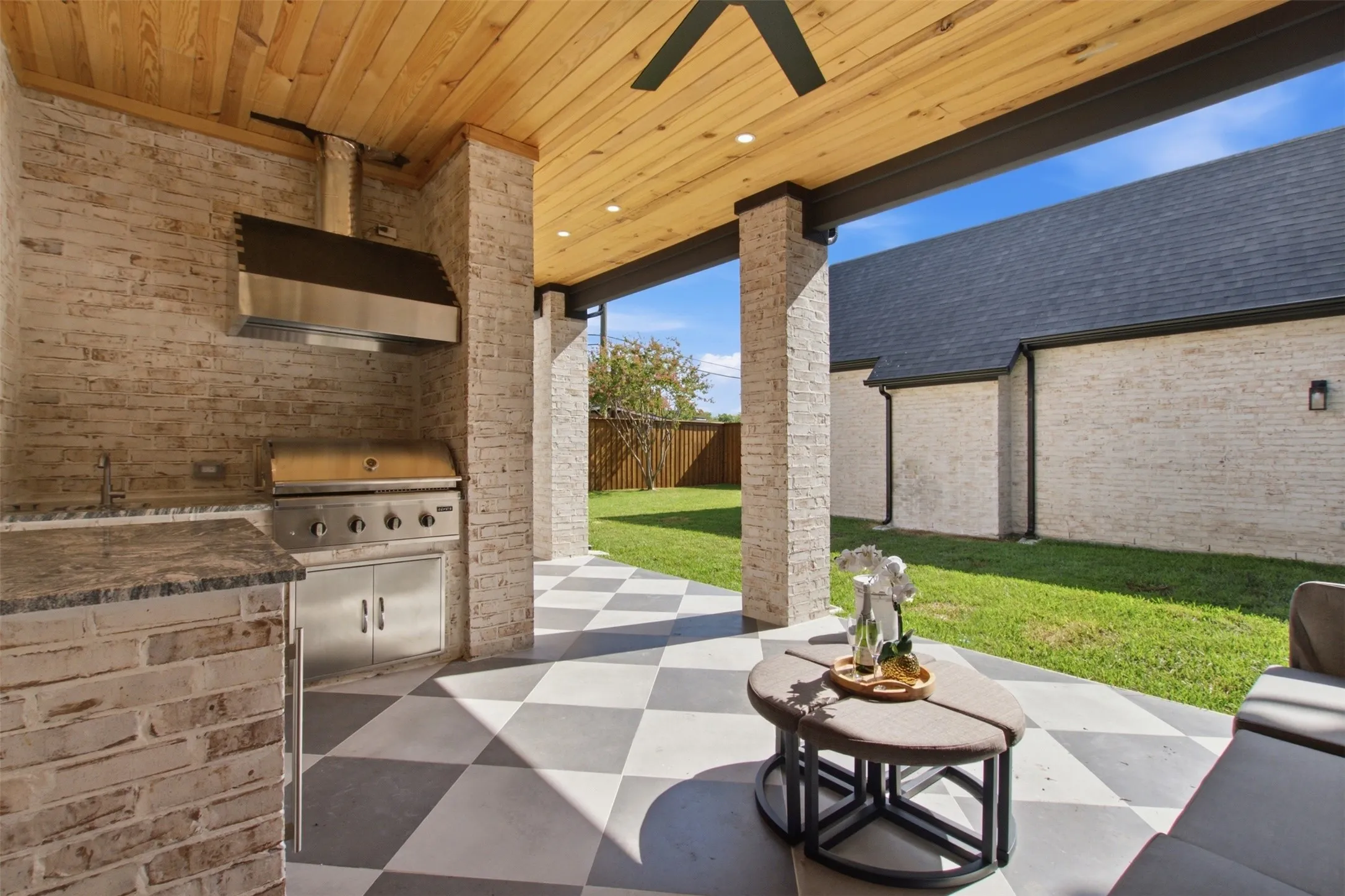 Single Family Residence For Sale in Dallas County , 3305 Townsend Drive, Dallas, Texas 75229, 5 Bedroom, 7 Bathroom, 2 Garage spaces, 4,865 Sqft, built in 2026, mls#21340768, Real Estate Agent in Dallas, Homes For Sale in Dallas county, Homes For Sale in Dallas, Realtor in Dallas Texas, Real Estate Brokerage Independent Realty Texas, Luminita Cordes Realtor