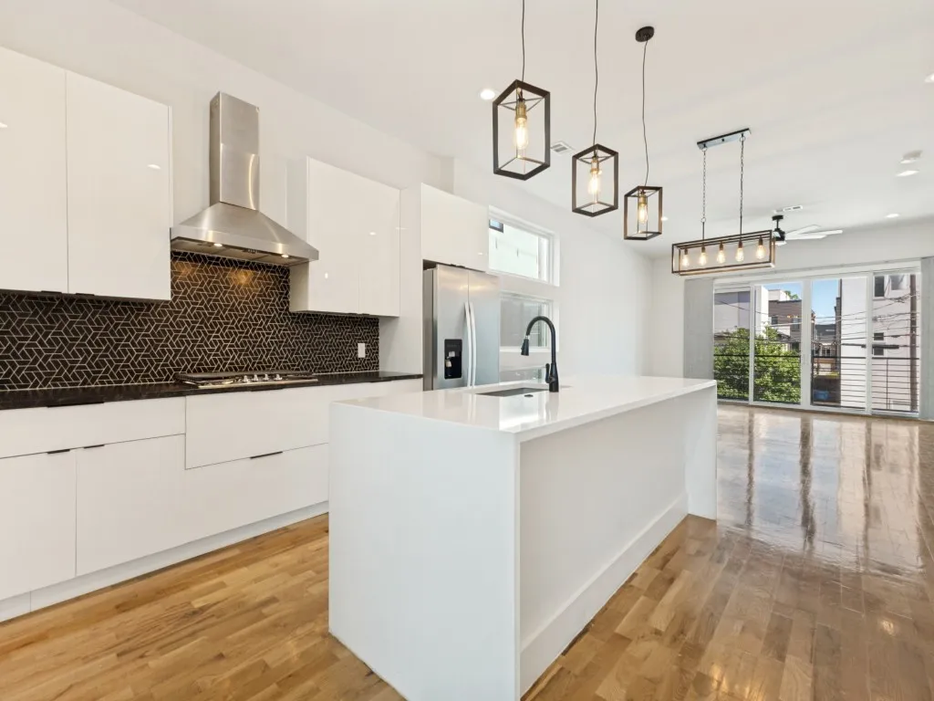 Townhouse For Rent in Dallas County , 4119 Munger Avenue, Dallas, Texas 75204, 3 Bedroom, 4 Bathroom, 2 Garage spaces, 2,341 Sqft, built in 2020, mls#21362299, Real Estate Agent in Dallas, Homes For Rent in Dallas county, Homes For Rent in Dallas, Realtor in Dallas Texas, Real Estate Brokerage Independent Realty Texas, Luminita Cordes Realtor