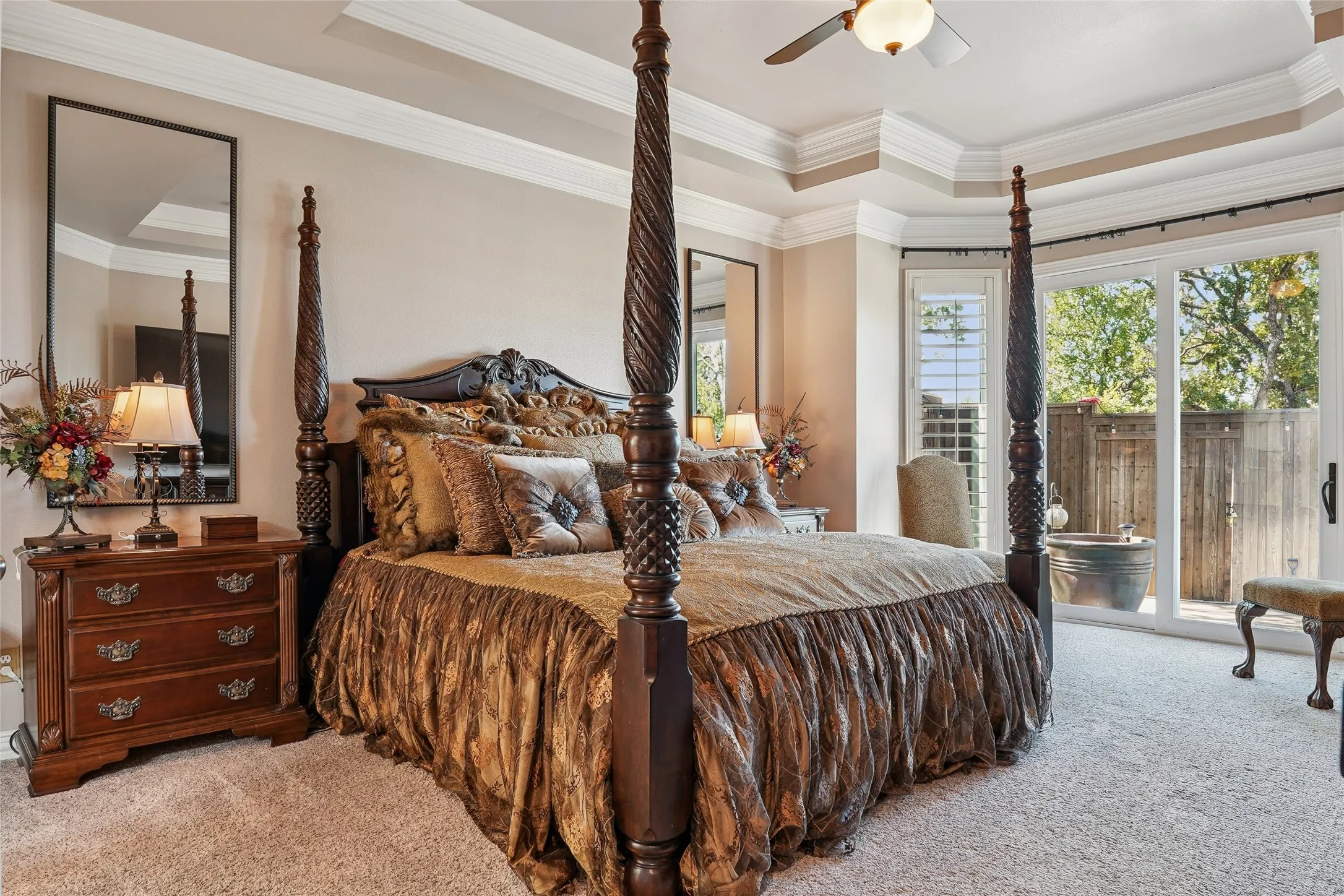 Single Family Residence For Sale in Tarrant County , 14 Jamie Court, Trophy Club, Texas 76262, 3 Bedroom, 3 Bathroom, 2 Garage spaces, 3,651 Sqft, built in 2002, mls#21359865, Real Estate Agent in Trophy Club, Homes For Sale in Tarrant county, Homes For Sale in Trophy Club, Realtor in Trophy Club Texas, Real Estate Brokerage Independent Realty Texas, Luminita Cordes Realtor