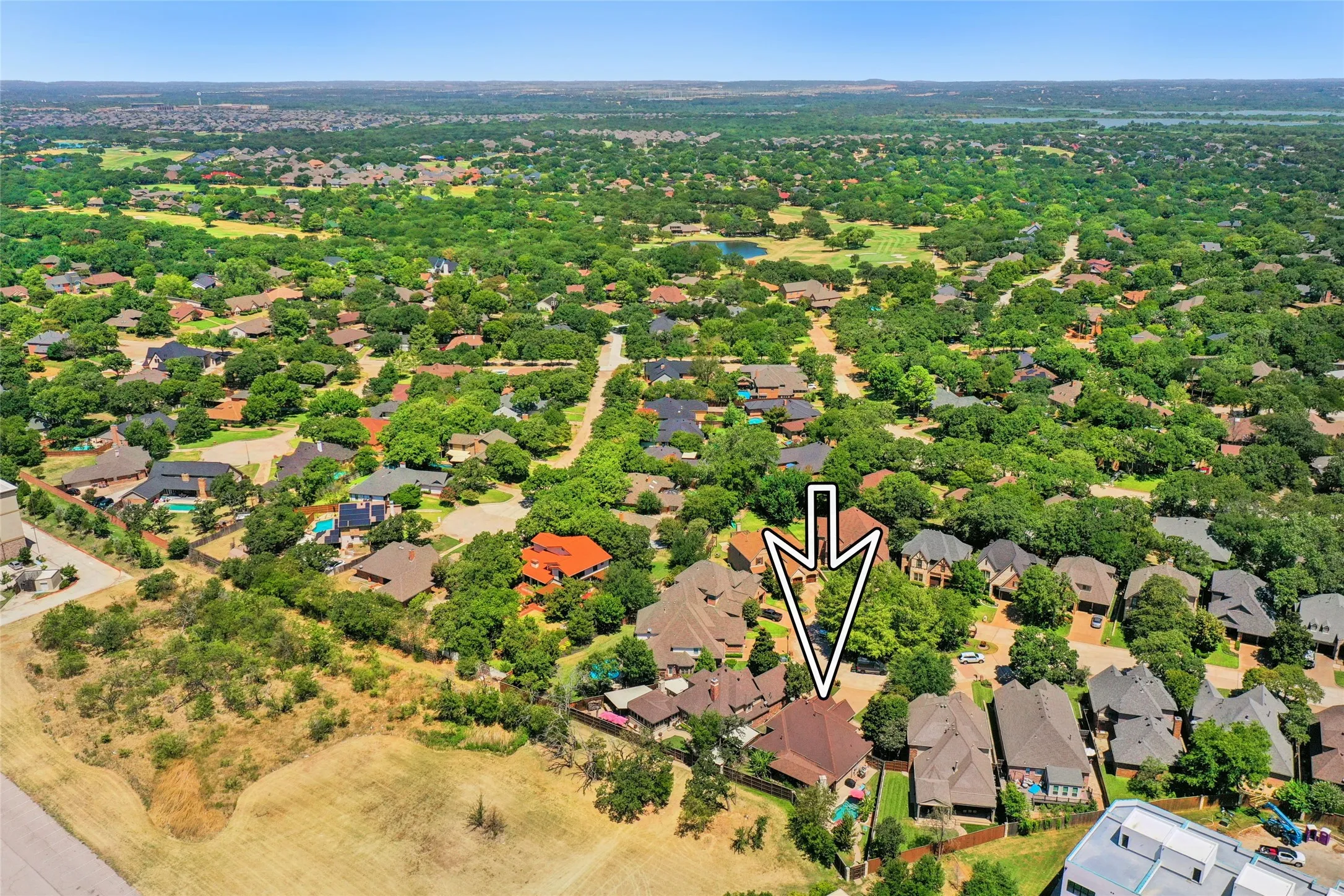 Single Family Residence For Sale in Tarrant County , 14 Jamie Court, Trophy Club, Texas 76262, 3 Bedroom, 3 Bathroom, 2 Garage spaces, 3,651 Sqft, built in 2002, mls#21359865, Real Estate Agent in Trophy Club, Homes For Sale in Tarrant county, Homes For Sale in Trophy Club, Realtor in Trophy Club Texas, Real Estate Brokerage Independent Realty Texas, Luminita Cordes Realtor