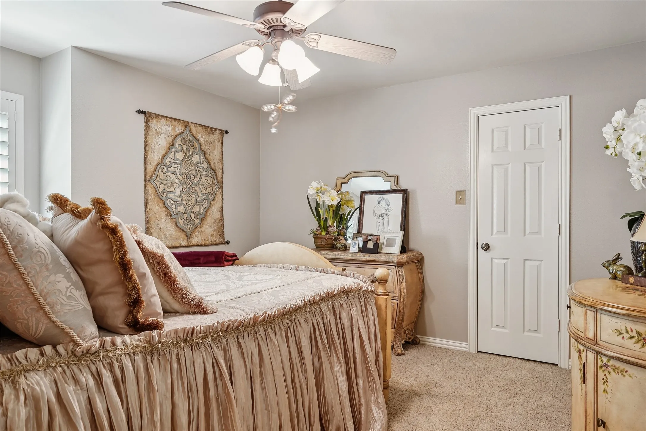 Single Family Residence For Sale in Tarrant County , 14 Jamie Court, Trophy Club, Texas 76262, 3 Bedroom, 3 Bathroom, 2 Garage spaces, 3,651 Sqft, built in 2002, mls#21359865, Real Estate Agent in Trophy Club, Homes For Sale in Tarrant county, Homes For Sale in Trophy Club, Realtor in Trophy Club Texas, Real Estate Brokerage Independent Realty Texas, Luminita Cordes Realtor