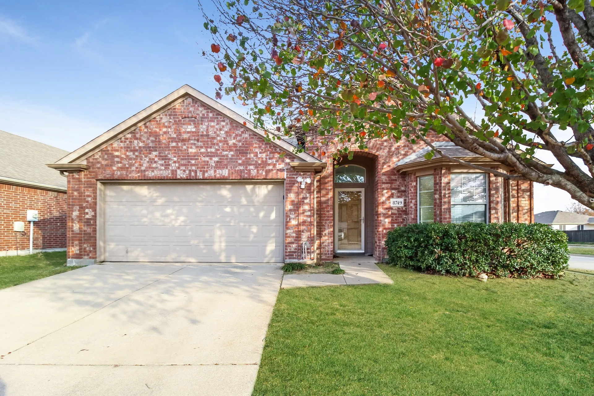 Single Family Residence For Rent
