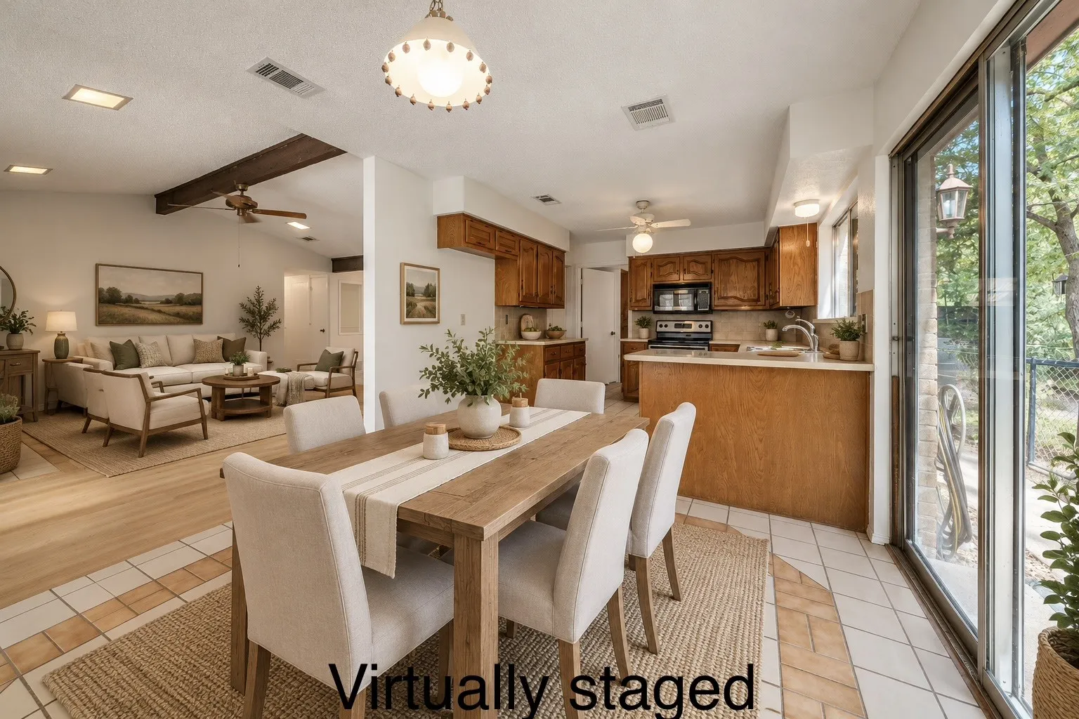 Single Family Residence For Sale in Ellis County , 305 Shadowwood Trail, Ovilla, Texas 75154, 3 Bedroom, 2 Bathroom, 2 Garage spaces, 1,654 Sqft, built in 1972, mls#21362172, Real Estate Agent in Ovilla, Homes For Sale in Ellis county, Homes For Sale in Ovilla, Realtor in Ovilla Texas, Real Estate Brokerage Independent Realty Texas, Luminita Cordes Realtor