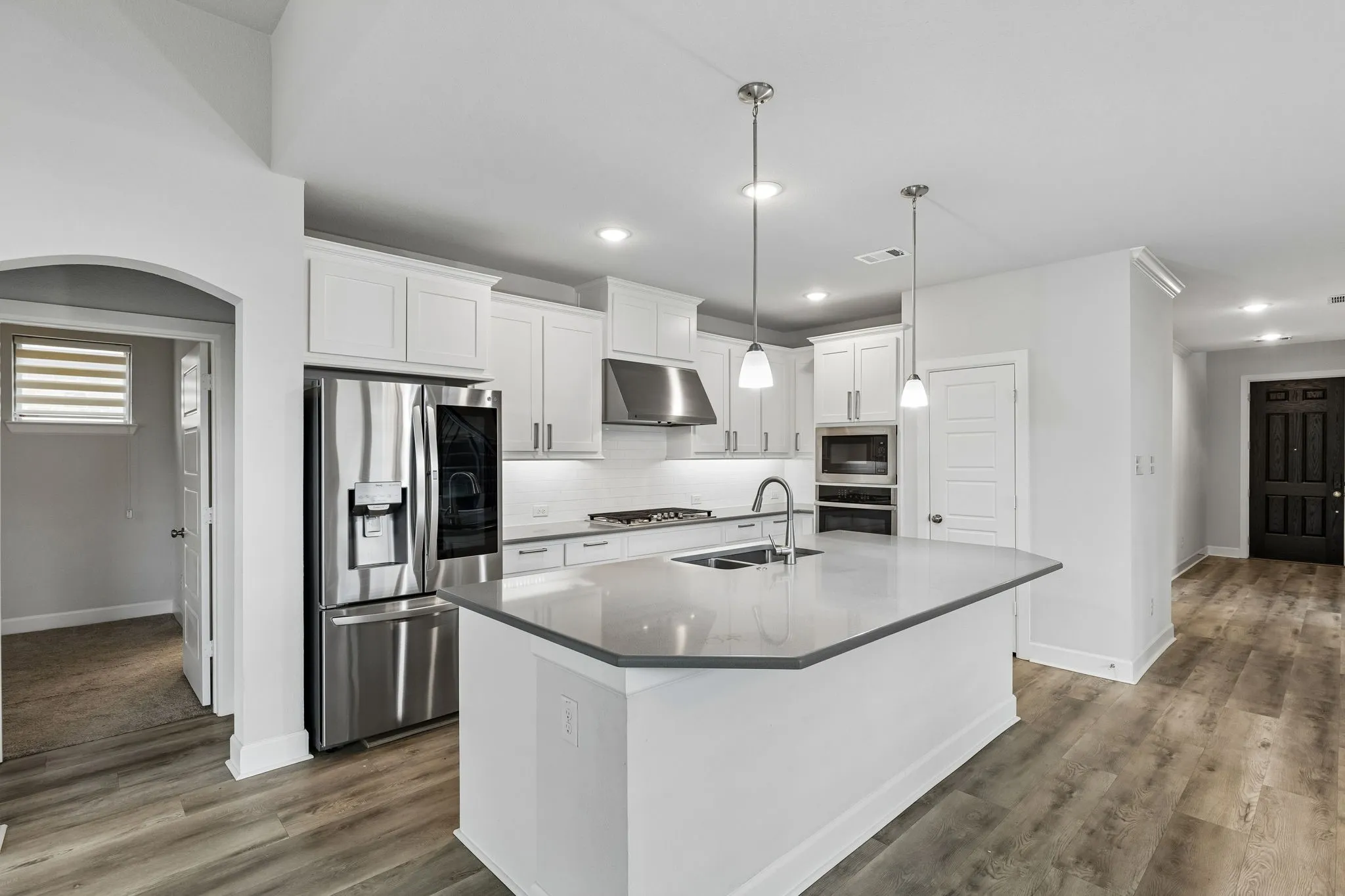 Single Family Residence For Sale in Johnson County , 2501 Collier Street, Mansfield, Texas 76063, 4 Bedroom, 3 Bathroom, 2 Garage spaces, 2,990 Sqft, built in 2020, mls#21362316, Real Estate Agent in Mansfield, Homes For Sale in Johnson county, Homes For Sale in Mansfield, Realtor in Mansfield Texas, Real Estate Brokerage Independent Realty Texas, Luminita Cordes Realtor