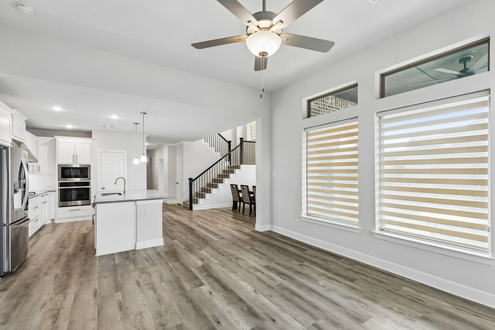 Single Family Residence For Sale in Johnson County , 2501 Collier Street, Mansfield, Texas 76063, 4 Bedroom, 3 Bathroom, 2 Garage spaces, 2,990 Sqft, built in 2020, mls#21362316, Real Estate Agent in Mansfield, Homes For Sale in Johnson county, Homes For Sale in Mansfield, Realtor in Mansfield Texas, Real Estate Brokerage Independent Realty Texas, Luminita Cordes Realtor