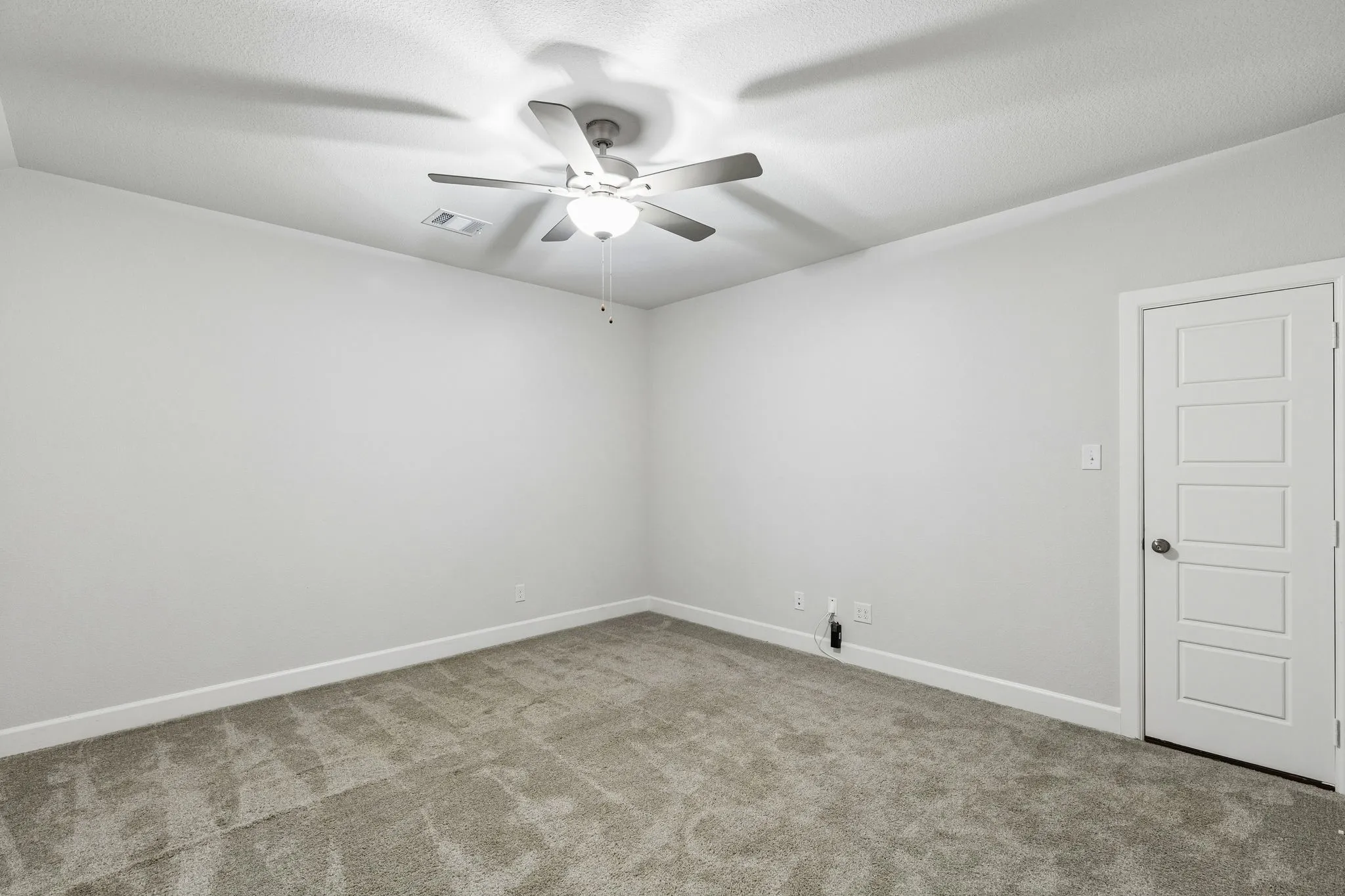 Single Family Residence For Sale in Johnson County , 2501 Collier Street, Mansfield, Texas 76063, 4 Bedroom, 3 Bathroom, 2 Garage spaces, 2,990 Sqft, built in 2020, mls#21362316, Real Estate Agent in Mansfield, Homes For Sale in Johnson county, Homes For Sale in Mansfield, Realtor in Mansfield Texas, Real Estate Brokerage Independent Realty Texas, Luminita Cordes Realtor