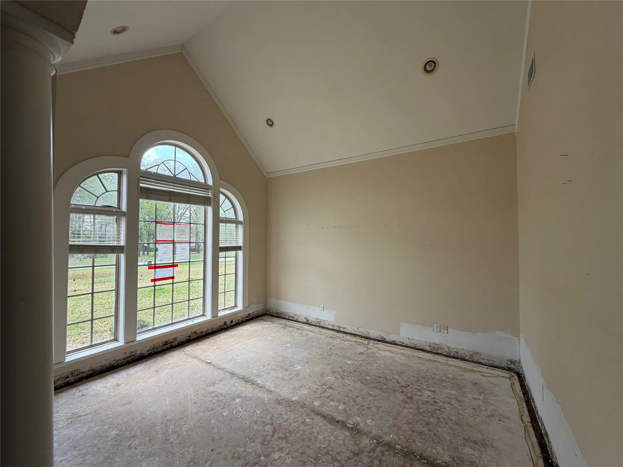 Single Family Residence For Sale in Gregg County , 120 Burton Street, Longview, Texas 75603, 4 Bedroom, 4 Bathroom, 3 Garage spaces, 3,547 Sqft, built in 2001, Price $315,000, mls#21362318, Real Estate Agent in Longview, Homes For Sale in Gregg county, Homes For Sale in Longview, Realtor in Longview Texas, Real Estate Brokerage Independent Realty Texas, Luminita Cordes Realtor