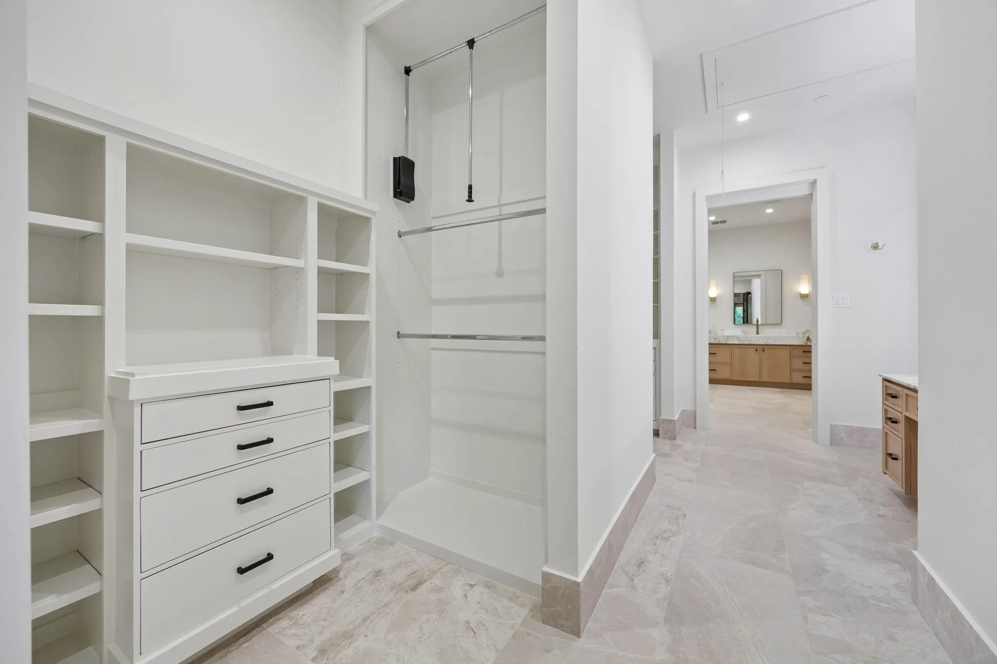 Single Family Residence For Rent in Tarrant County , 2006 Nighthawk Court, Westlake, Texas 76262, 4 Bedroom, 6 Bathroom, 3 Garage spaces, 6,331 Sqft, built in 2019, mls#21361848, Real Estate Agent in Westlake, Homes For Rent in Tarrant county, Homes For Rent in Westlake, Realtor in Westlake Texas, Real Estate Brokerage Independent Realty Texas, Luminita Cordes Realtor