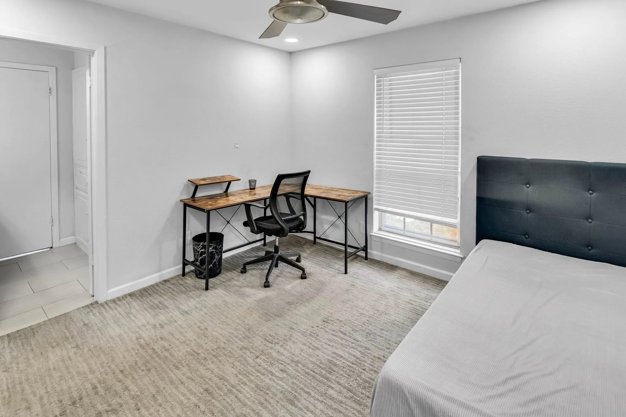 Single Family Residence For Rent in Dallas County , 1400 Moss Rose Circle, Irving, Texas 75061, 4 Bedroom, 3 Bathroom, 2 Garage spaces, 2,489 Sqft, built in 1966, mls#21362324, Real Estate Agent in Irving, Homes For Rent in Dallas county, Homes For Rent in Irving, Realtor in Irving Texas, Real Estate Brokerage Independent Realty Texas, Luminita Cordes Realtor