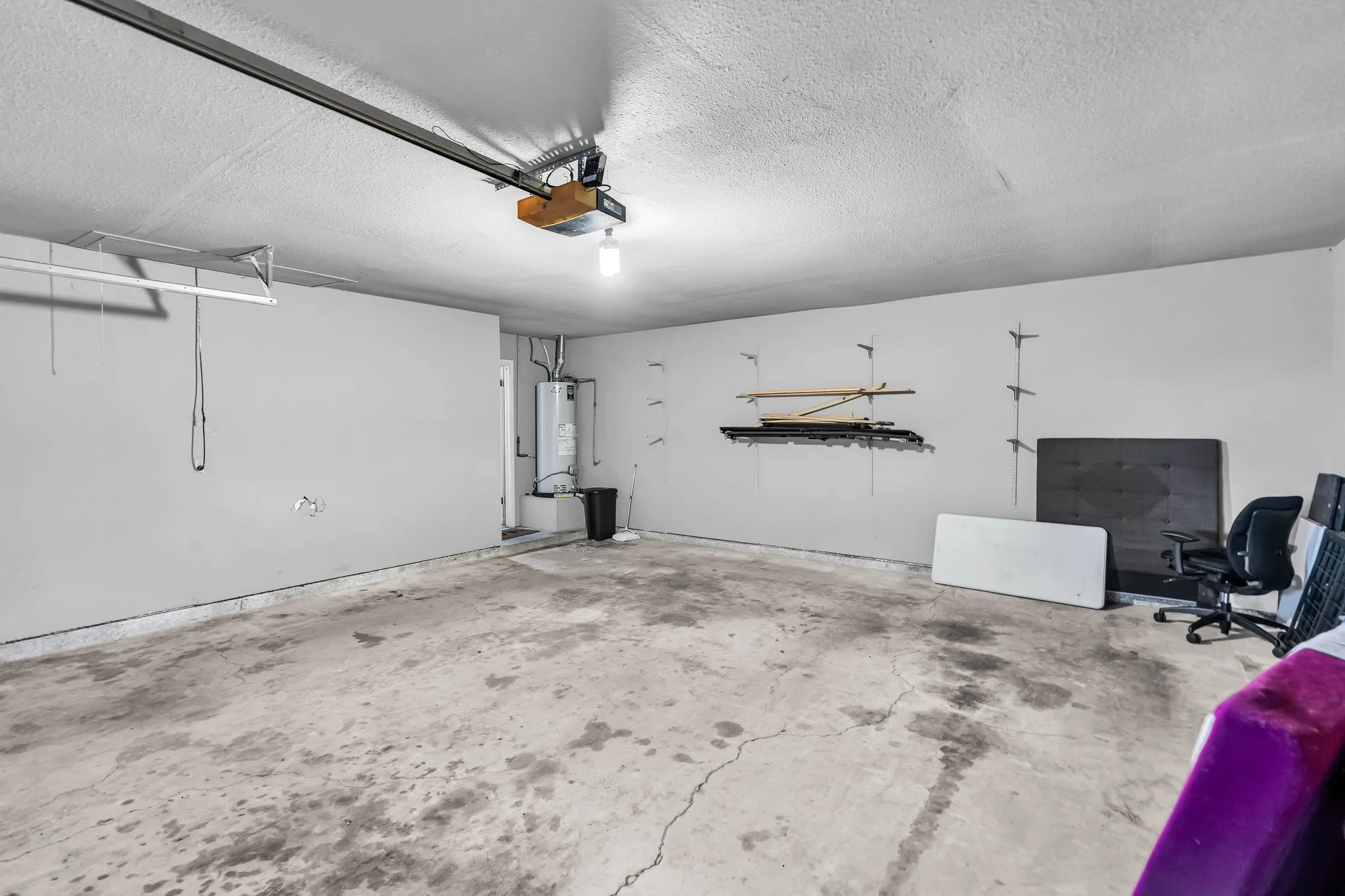 Single Family Residence For Rent in Dallas County , 1400 Moss Rose Circle, Irving, Texas 75061, 4 Bedroom, 3 Bathroom, 2 Garage spaces, 2,489 Sqft, built in 1966, mls#21362324, Real Estate Agent in Irving, Homes For Rent in Dallas county, Homes For Rent in Irving, Realtor in Irving Texas, Real Estate Brokerage Independent Realty Texas, Luminita Cordes Realtor