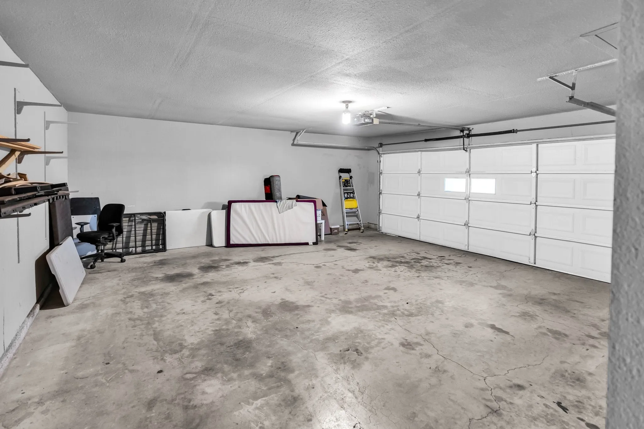 Single Family Residence For Rent in Dallas County , 1400 Moss Rose Circle, Irving, Texas 75061, 4 Bedroom, 3 Bathroom, 2 Garage spaces, 2,489 Sqft, built in 1966, mls#21362324, Real Estate Agent in Irving, Homes For Rent in Dallas county, Homes For Rent in Irving, Realtor in Irving Texas, Real Estate Brokerage Independent Realty Texas, Luminita Cordes Realtor