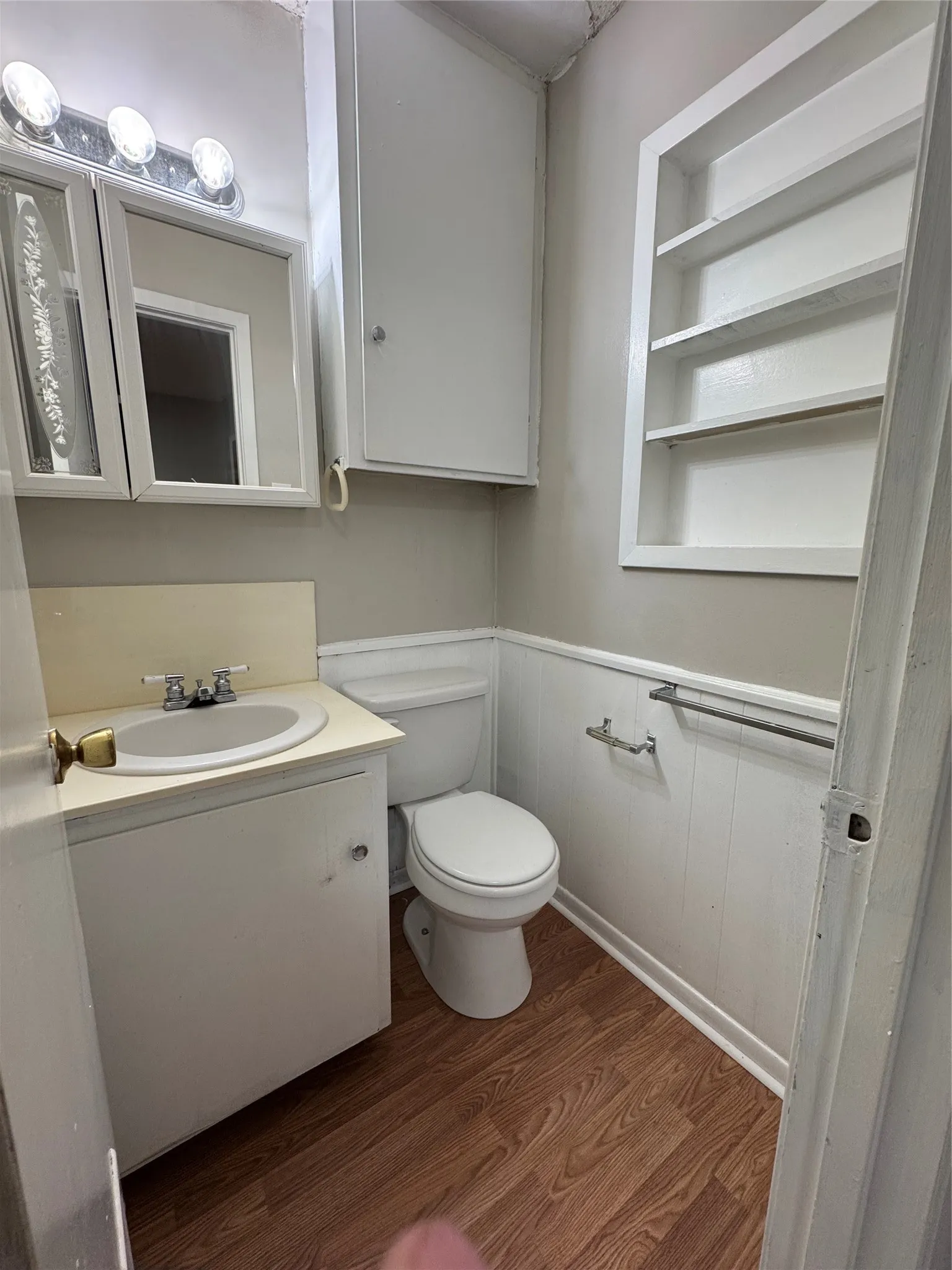Condominium For Sale in Taylor County , 4611 N 2nd Street, Abilene, Texas 79603, 2 Bedroom, 2 Bathroom, 2 Garage spaces, 1,164 Sqft, built in 1964, mls#21362329, Real Estate Agent in Abilene, Homes For Sale in Taylor county, Homes For Sale in Abilene, Realtor in Abilene Texas, Real Estate Brokerage Independent Realty Texas, Luminita Cordes Realtor