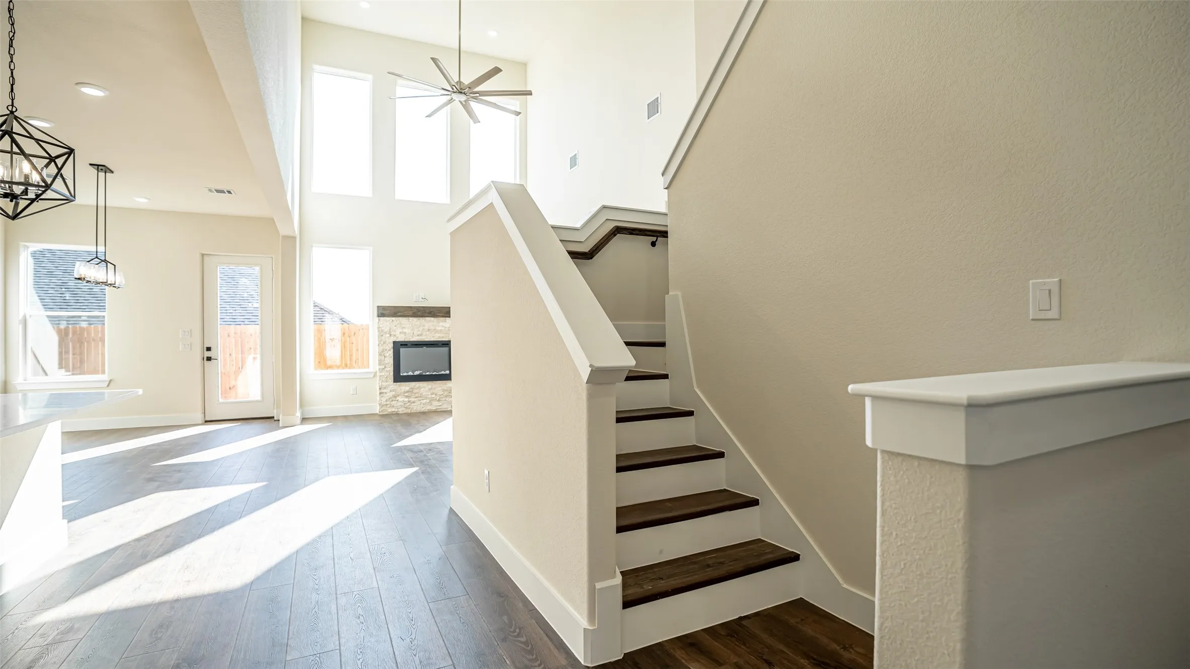 Single Family Residence For Rent in Hood County , 5702 Barkridge Drive, Granbury, Texas 76048, 4 Bedroom, 3 Bathroom, 2 Garage spaces, 2,228 Sqft, built in 2025, mls#21362334, Real Estate Agent in Granbury, Homes For Rent in Hood county, Homes For Rent in Granbury, Realtor in Granbury Texas, Real Estate Brokerage Independent Realty Texas, Luminita Cordes Realtor