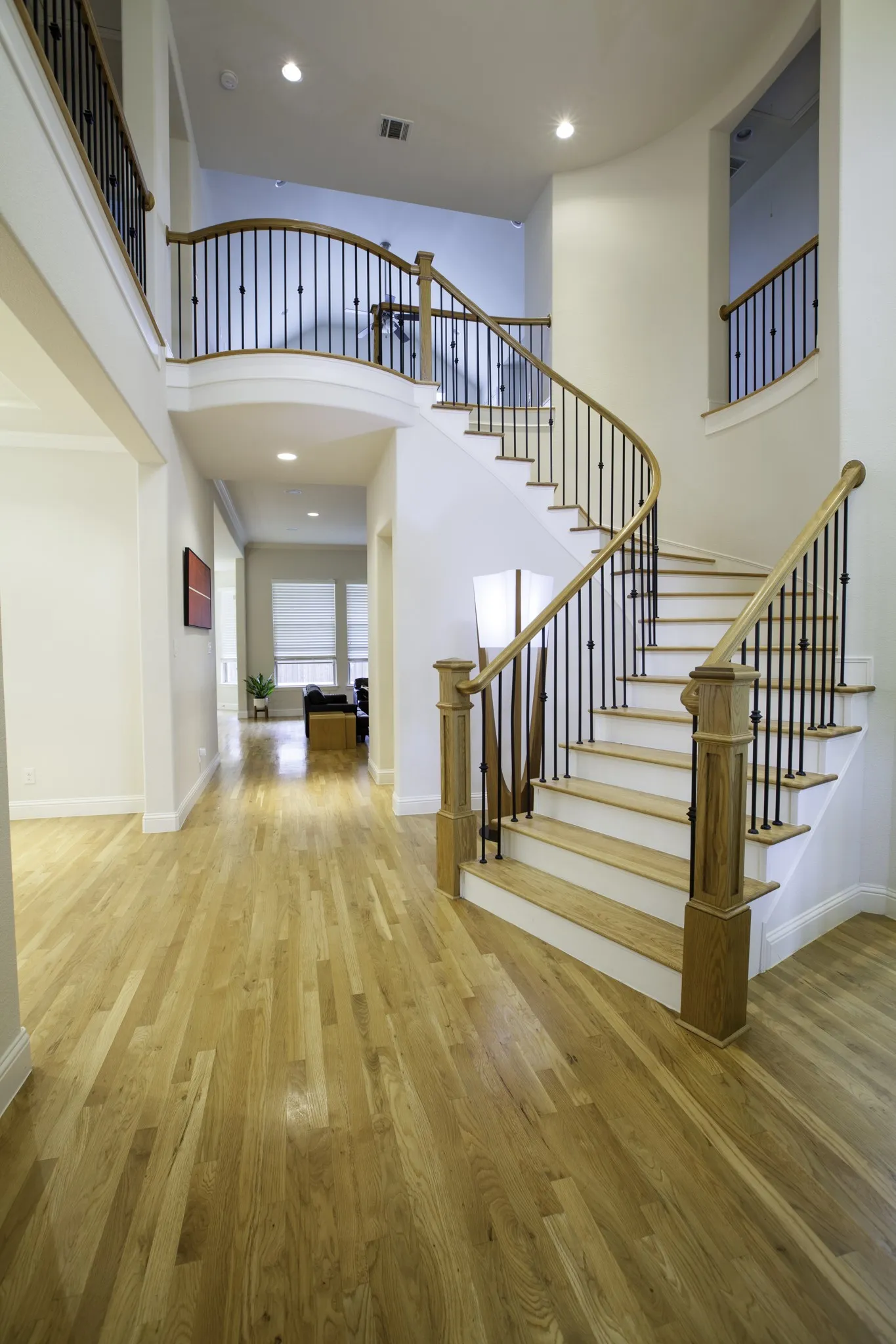 Single Family Residence For Rent in Collin County , 1614 Thoroughbred Lane, Allen, Texas 75002, 5 Bedroom, 6 Bathroom, 3 Garage spaces, 4,121 Sqft, built in 2015, mls#21362331, Real Estate Agent in Allen, Homes For Rent in Collin county, Homes For Rent in Allen, Realtor in Allen Texas, Real Estate Brokerage Independent Realty Texas, Luminita Cordes Realtor