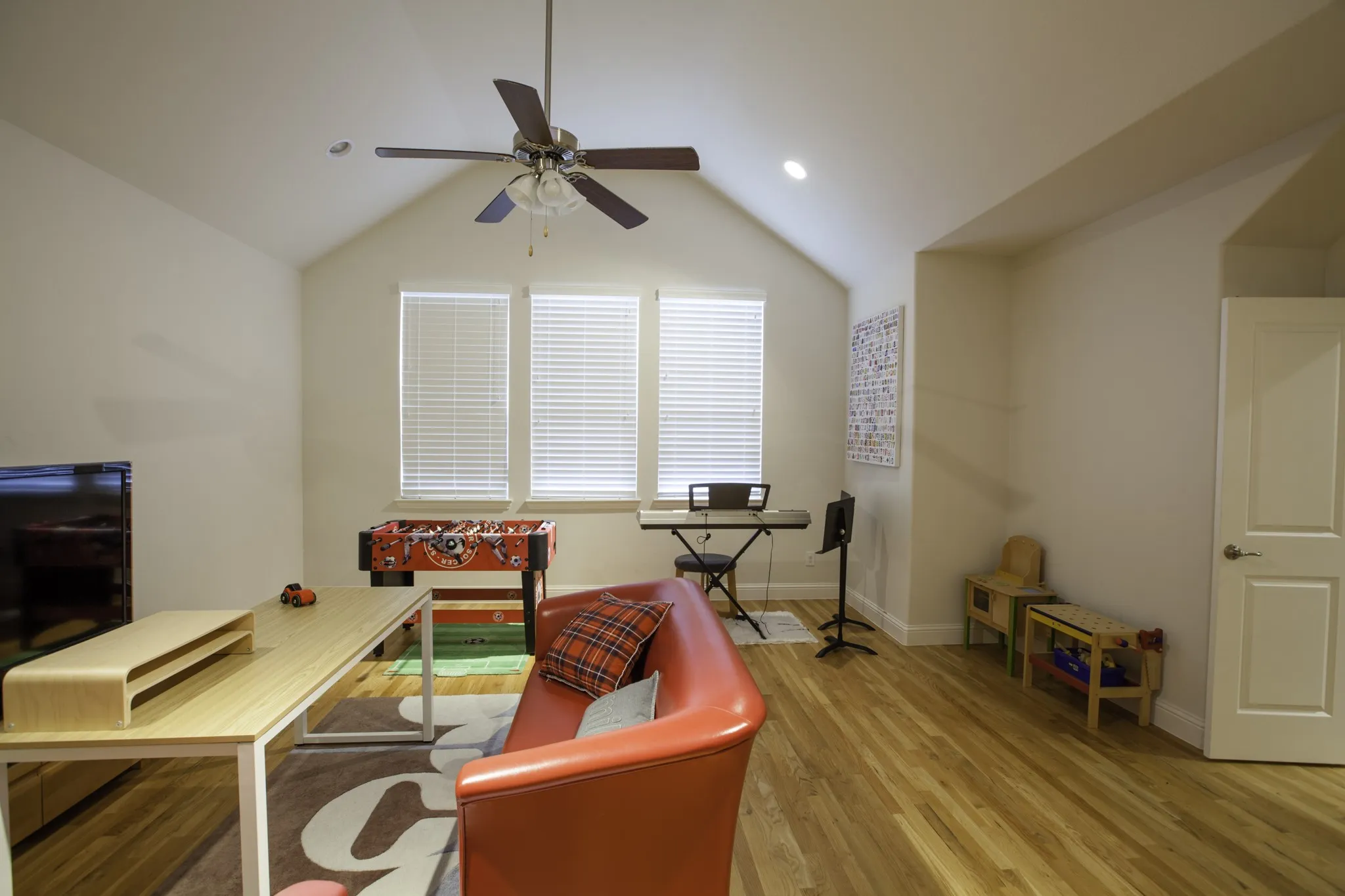 Single Family Residence For Rent in Collin County , 1614 Thoroughbred Lane, Allen, Texas 75002, 5 Bedroom, 6 Bathroom, 3 Garage spaces, 4,121 Sqft, built in 2015, mls#21362331, Real Estate Agent in Allen, Homes For Rent in Collin county, Homes For Rent in Allen, Realtor in Allen Texas, Real Estate Brokerage Independent Realty Texas, Luminita Cordes Realtor