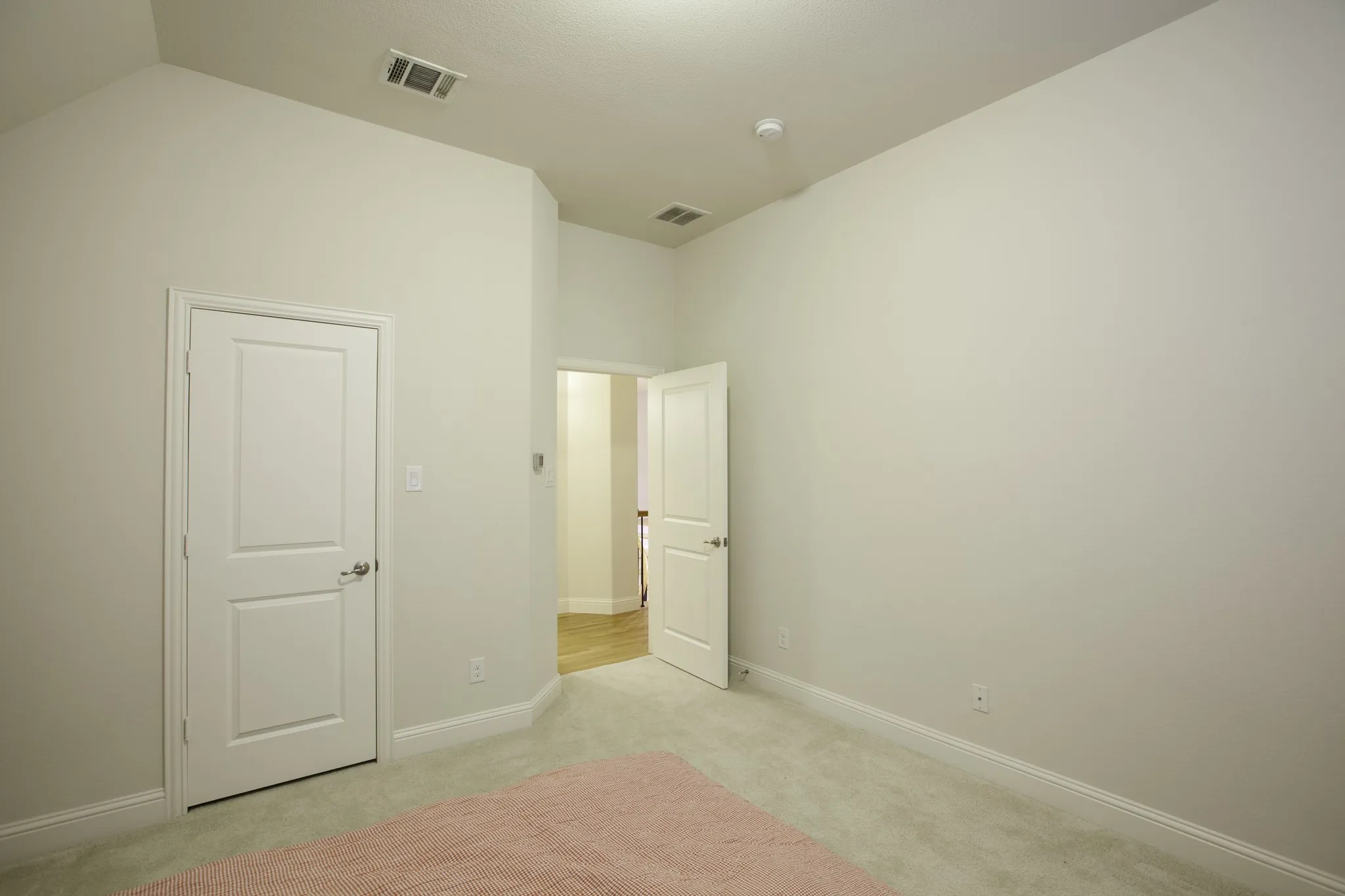 Single Family Residence For Rent in Collin County , 1614 Thoroughbred Lane, Allen, Texas 75002, 5 Bedroom, 6 Bathroom, 3 Garage spaces, 4,121 Sqft, built in 2015, mls#21362331, Real Estate Agent in Allen, Homes For Rent in Collin county, Homes For Rent in Allen, Realtor in Allen Texas, Real Estate Brokerage Independent Realty Texas, Luminita Cordes Realtor