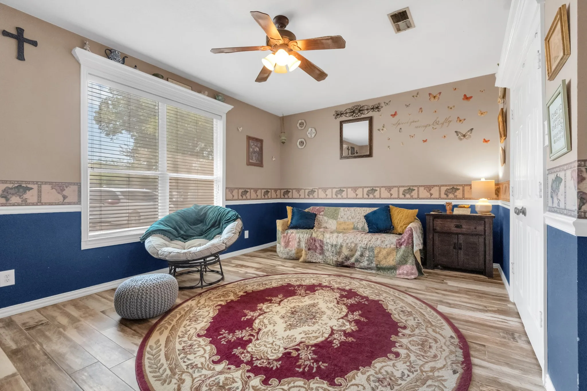 Single Family Residence For Sale in Tarrant County , 18 Red Bluff Court, Mansfield, Texas 76063, 4 Bedroom, 3 Bathroom, 2 Garage spaces, 2,886 Sqft, built in 1998, mls#21361306, Real Estate Agent in Mansfield, Homes For Sale in Tarrant county, Homes For Sale in Mansfield, Realtor in Mansfield Texas, Real Estate Brokerage Independent Realty Texas, Luminita Cordes Realtor
