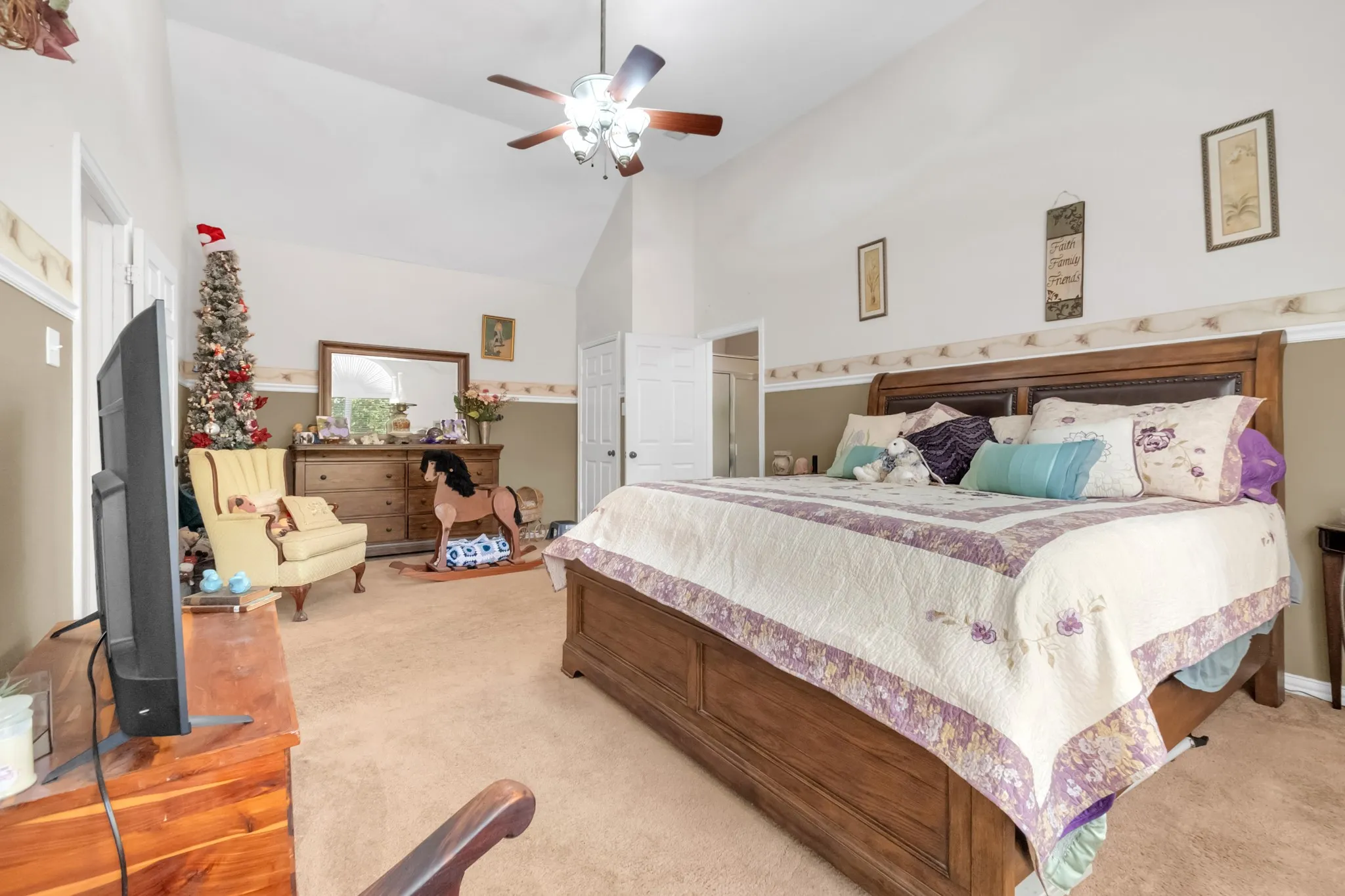 Single Family Residence For Sale in Tarrant County , 18 Red Bluff Court, Mansfield, Texas 76063, 4 Bedroom, 3 Bathroom, 2 Garage spaces, 2,886 Sqft, built in 1998, mls#21361306, Real Estate Agent in Mansfield, Homes For Sale in Tarrant county, Homes For Sale in Mansfield, Realtor in Mansfield Texas, Real Estate Brokerage Independent Realty Texas, Luminita Cordes Realtor