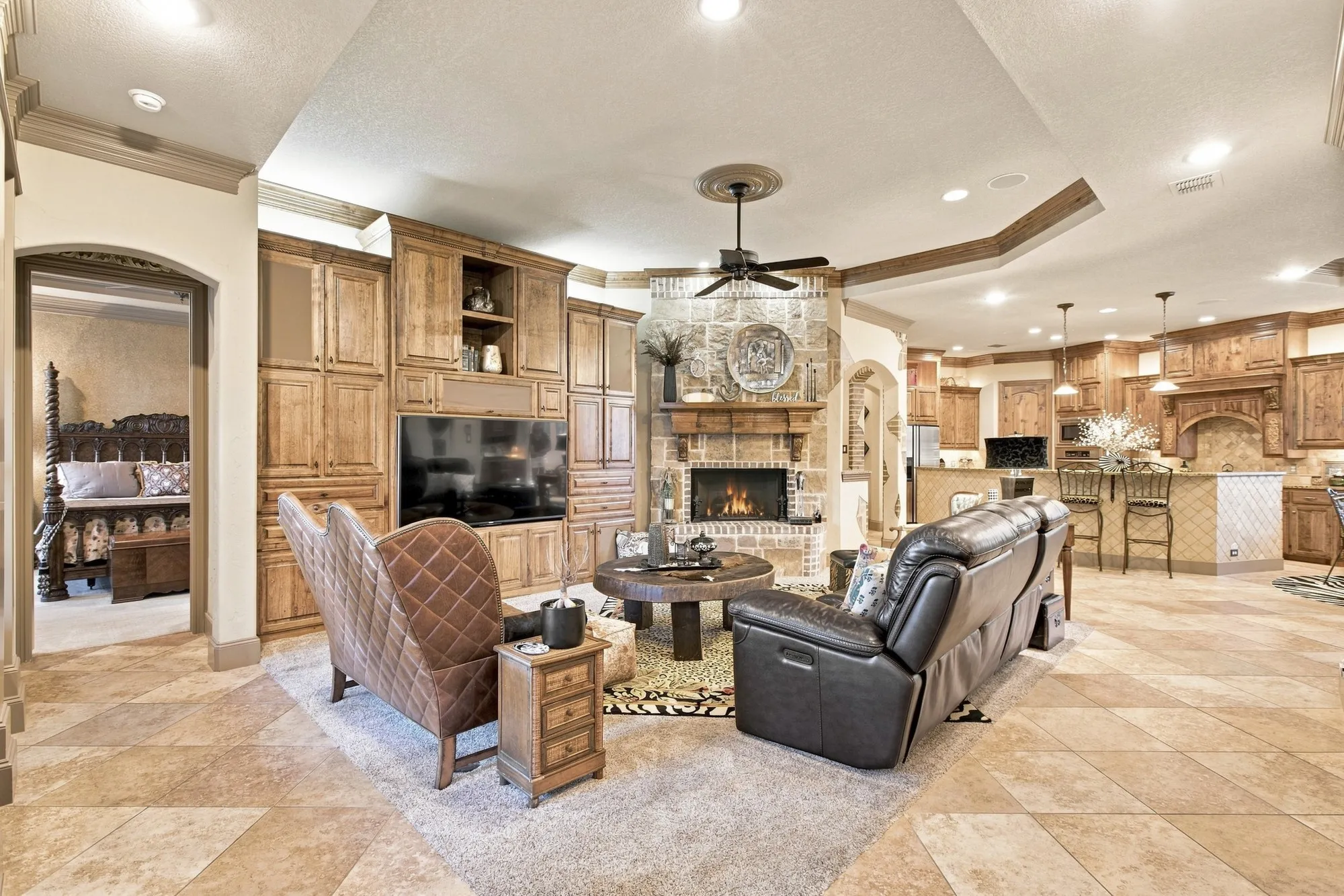 Single Family Residence For Sale in Tarrant County , 613 Sophie Lane, Colleyville, Texas 76034, 3 Bedroom, 4 Bathroom, 2 Garage spaces, 2,914 Sqft, built in 2004, mls#21360901, Real Estate Agent in Colleyville, Homes For Sale in Tarrant county, Homes For Sale in Colleyville, Realtor in Colleyville Texas, Real Estate Brokerage Independent Realty Texas, Luminita Cordes Realtor