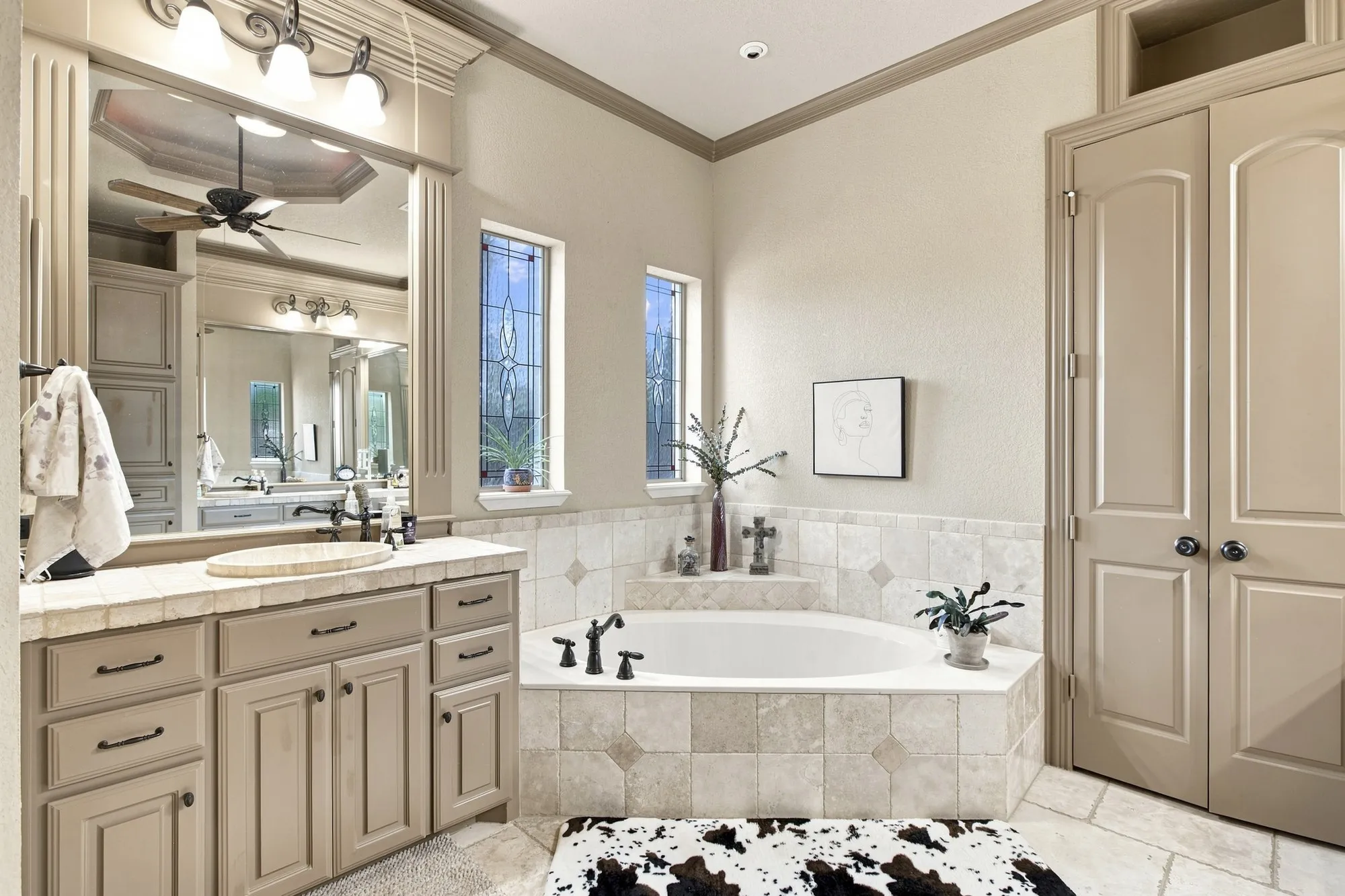 Single Family Residence For Sale in Tarrant County , 613 Sophie Lane, Colleyville, Texas 76034, 3 Bedroom, 4 Bathroom, 2 Garage spaces, 2,914 Sqft, built in 2004, mls#21360901, Real Estate Agent in Colleyville, Homes For Sale in Tarrant county, Homes For Sale in Colleyville, Realtor in Colleyville Texas, Real Estate Brokerage Independent Realty Texas, Luminita Cordes Realtor