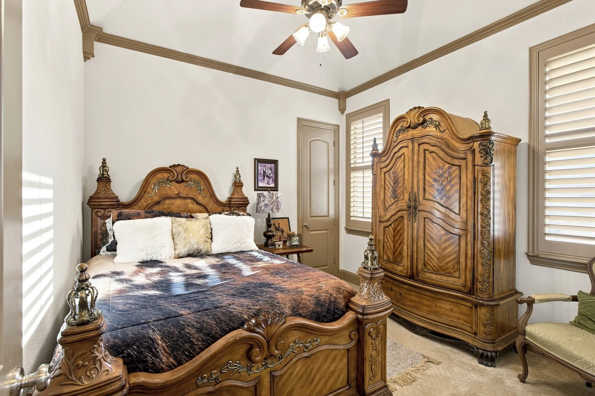 Single Family Residence For Sale in Tarrant County , 613 Sophie Lane, Colleyville, Texas 76034, 3 Bedroom, 4 Bathroom, 2 Garage spaces, 2,914 Sqft, built in 2004, mls#21360901, Real Estate Agent in Colleyville, Homes For Sale in Tarrant county, Homes For Sale in Colleyville, Realtor in Colleyville Texas, Real Estate Brokerage Independent Realty Texas, Luminita Cordes Realtor