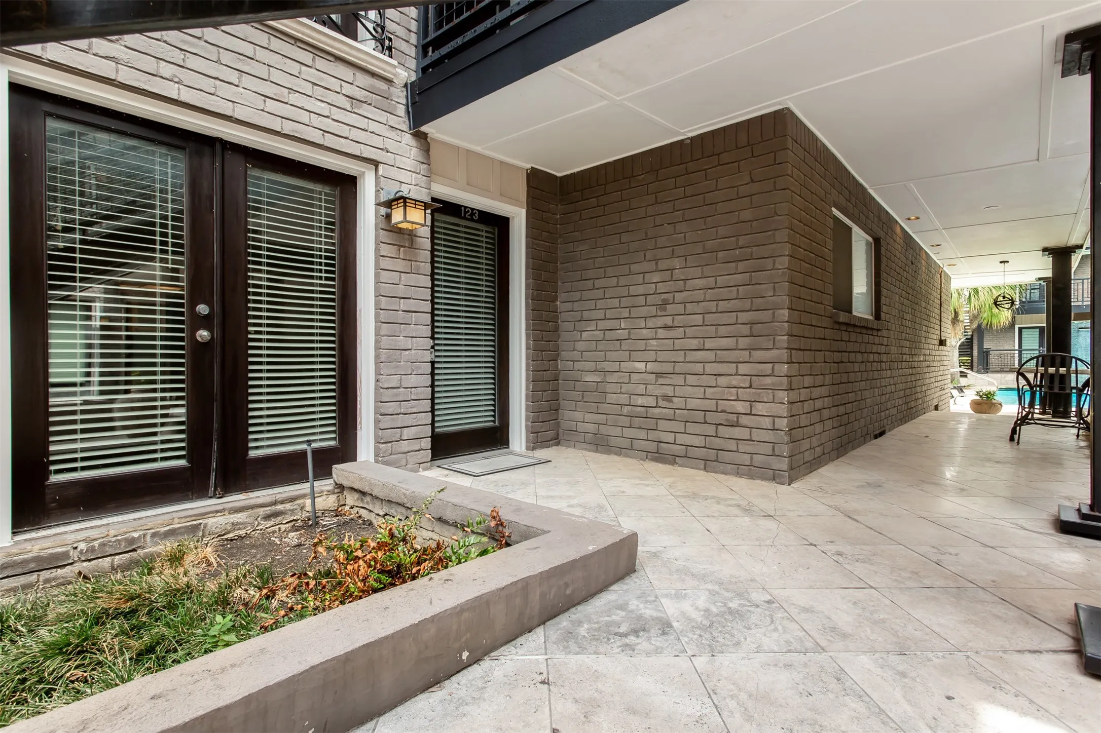 Condominium For Rent in Dallas County , 10205 Regal Oaks Drive 123, Dallas, Texas 75230, 2 Bedroom, 2 Bathroom, Garage spaces, 975 Sqft, built in 1963, mls#21362356, Real Estate Agent in Dallas, Homes For Rent in Dallas county, Homes For Rent in Dallas, Realtor in Dallas Texas, Real Estate Brokerage Independent Realty Texas, Luminita Cordes Realtor