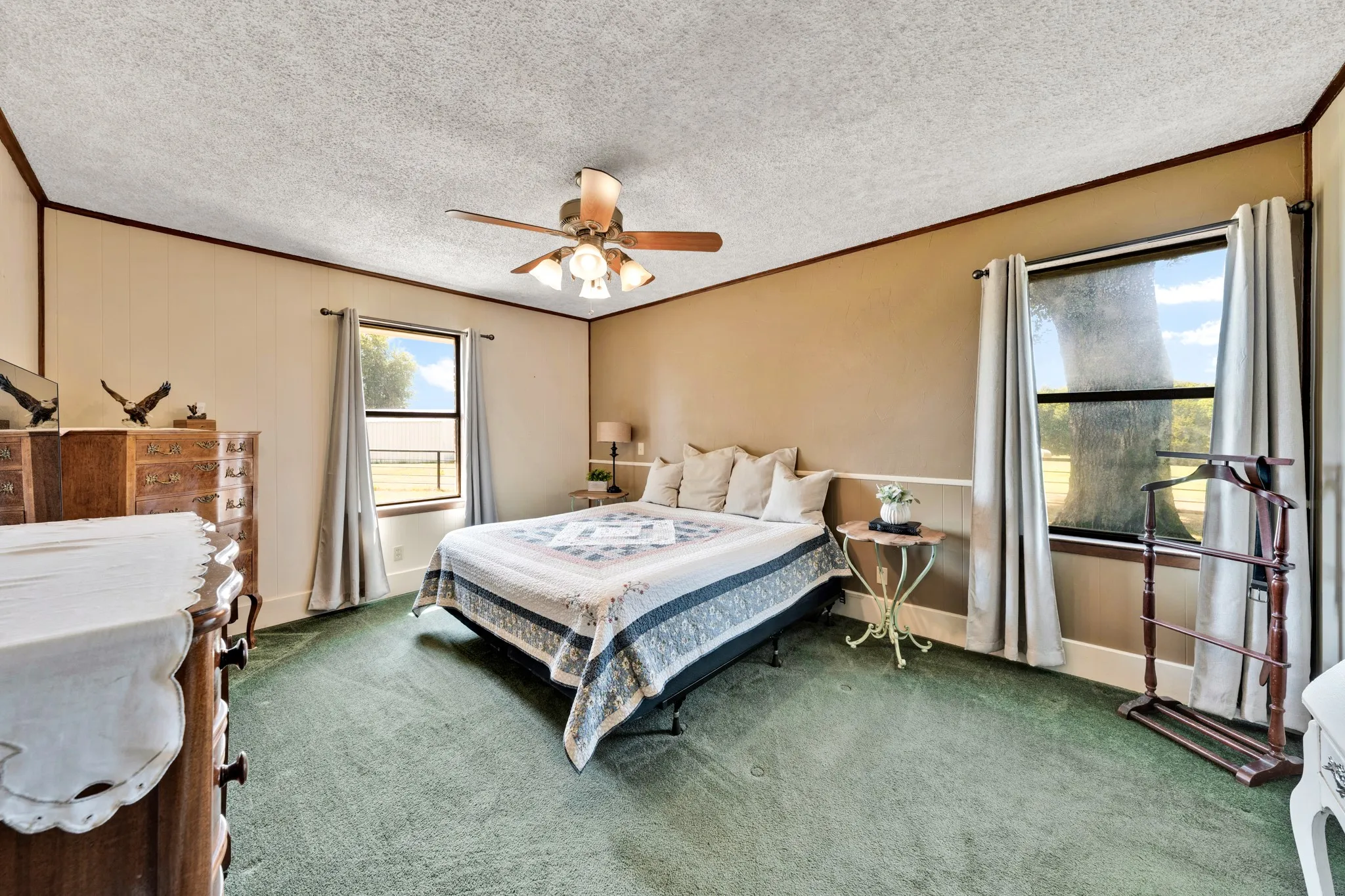 Single Family Residence For Sale in Hopkins County , 8727 S Fm 69, Como, Texas 75431, 3 Bedroom, 3 Bathroom, 2 Garage spaces, 2,040 Sqft, built in 1978, mls#21344013, Real Estate Agent in Como, Homes For Sale in Hopkins county, Homes For Sale in Como, Realtor in Como Texas, Real Estate Brokerage Independent Realty Texas, Luminita Cordes Realtor