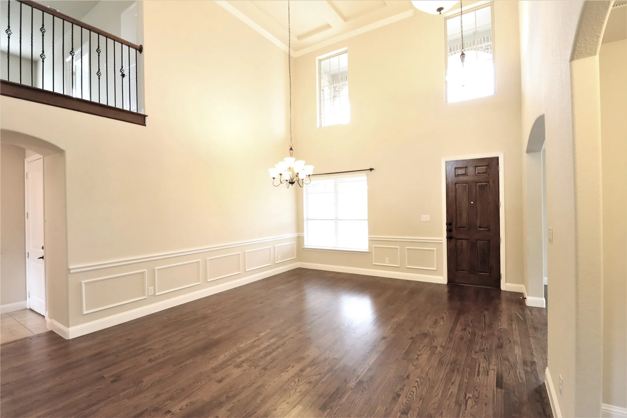 Single Family Residence For Sale in Denton County , 5070 Kerstyn Drive, Frisco, Texas 75036, 5 Bedroom, 4 Bathroom, 2 Garage spaces, 4,986 Sqft, built in 2015, mls#21361801, Real Estate Agent in Frisco, Homes For Sale in Denton county, Homes For Sale in Frisco, Realtor in Frisco Texas, Real Estate Brokerage Independent Realty Texas, Luminita Cordes Realtor