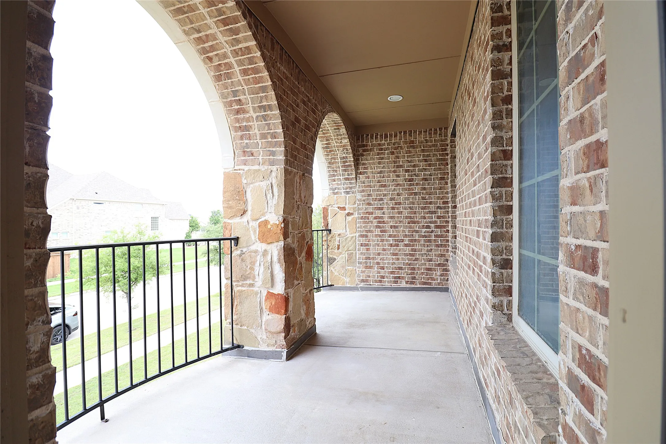Single Family Residence For Sale in Denton County , 5070 Kerstyn Drive, Frisco, Texas 75036, 5 Bedroom, 4 Bathroom, 2 Garage spaces, 4,986 Sqft, built in 2015, mls#21361801, Real Estate Agent in Frisco, Homes For Sale in Denton county, Homes For Sale in Frisco, Realtor in Frisco Texas, Real Estate Brokerage Independent Realty Texas, Luminita Cordes Realtor