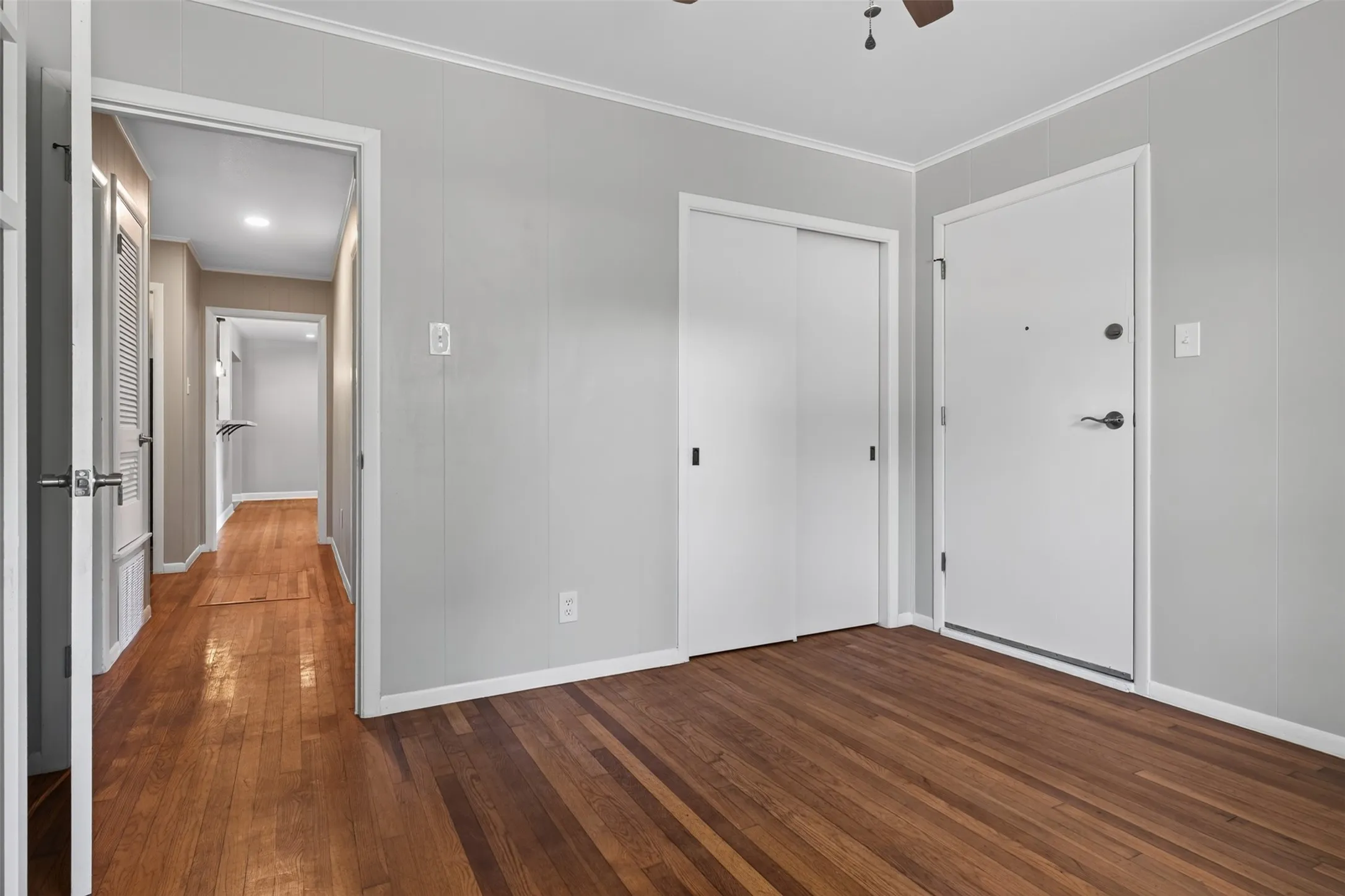 Single Family Residence For Sale in Mc Lennan County , 702 N Rita Street, Lacy Lakeview, Texas 76705, 3 Bedroom, 2 Bathroom, 1 Garage spaces, 2,026 Sqft, built in 1958, mls#21362140, Real Estate Agent in Lacy Lakeview, Homes For Sale in Mc Lennan county, Homes For Sale in Lacy Lakeview, Realtor in Lacy Lakeview Texas, Real Estate Brokerage Independent Realty Texas, Luminita Cordes Realtor