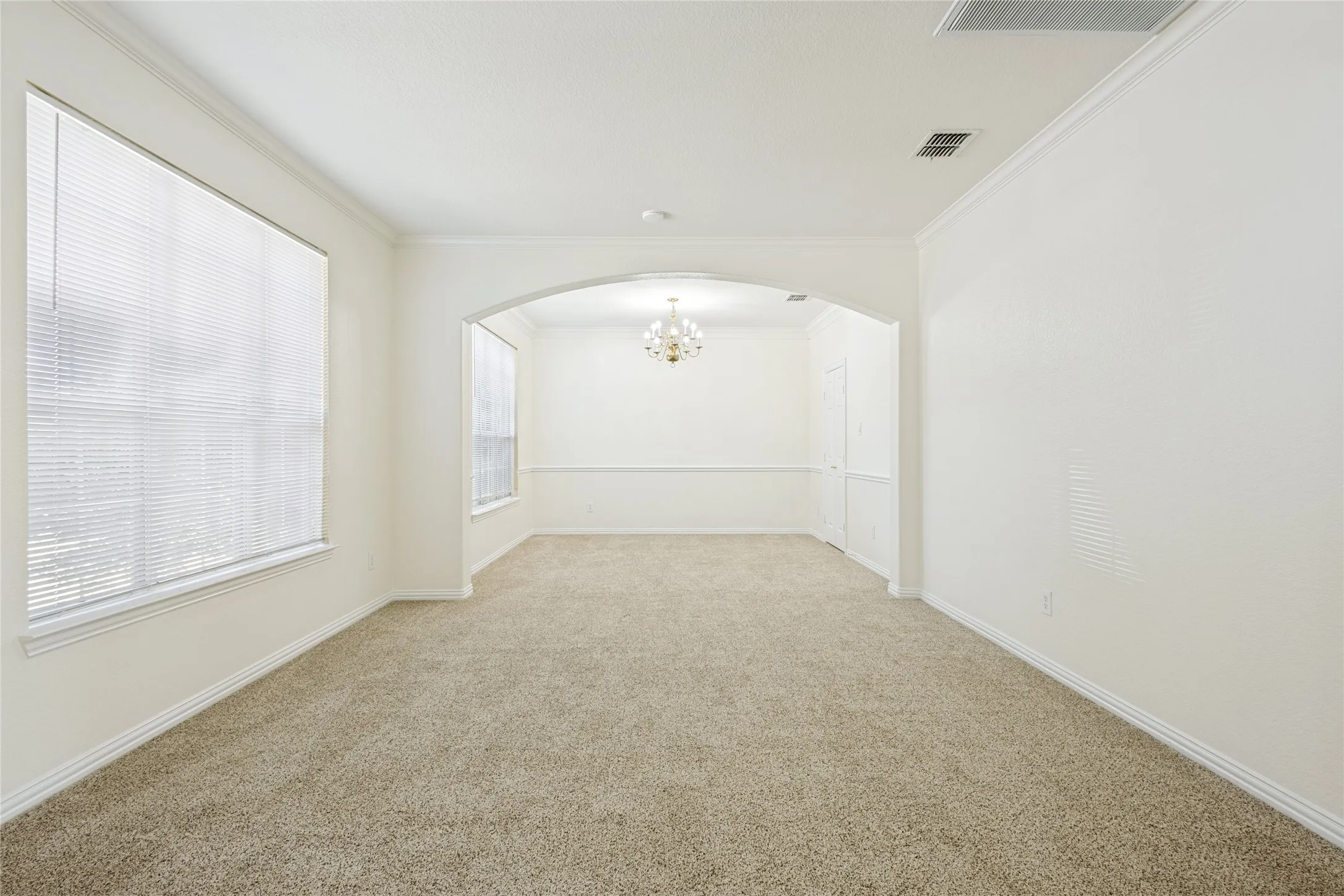 Single Family Residence For Sale in Collin County , 14779 Blakehill Drive, Frisco, Texas 75035, 4 Bedroom, 3 Bathroom, 2 Garage spaces, 3,074 Sqft, built in 2004, mls#21361461, Real Estate Agent in Frisco, Homes For Sale in Collin county, Homes For Sale in Frisco, Realtor in Frisco Texas, Real Estate Brokerage Independent Realty Texas, Luminita Cordes Realtor