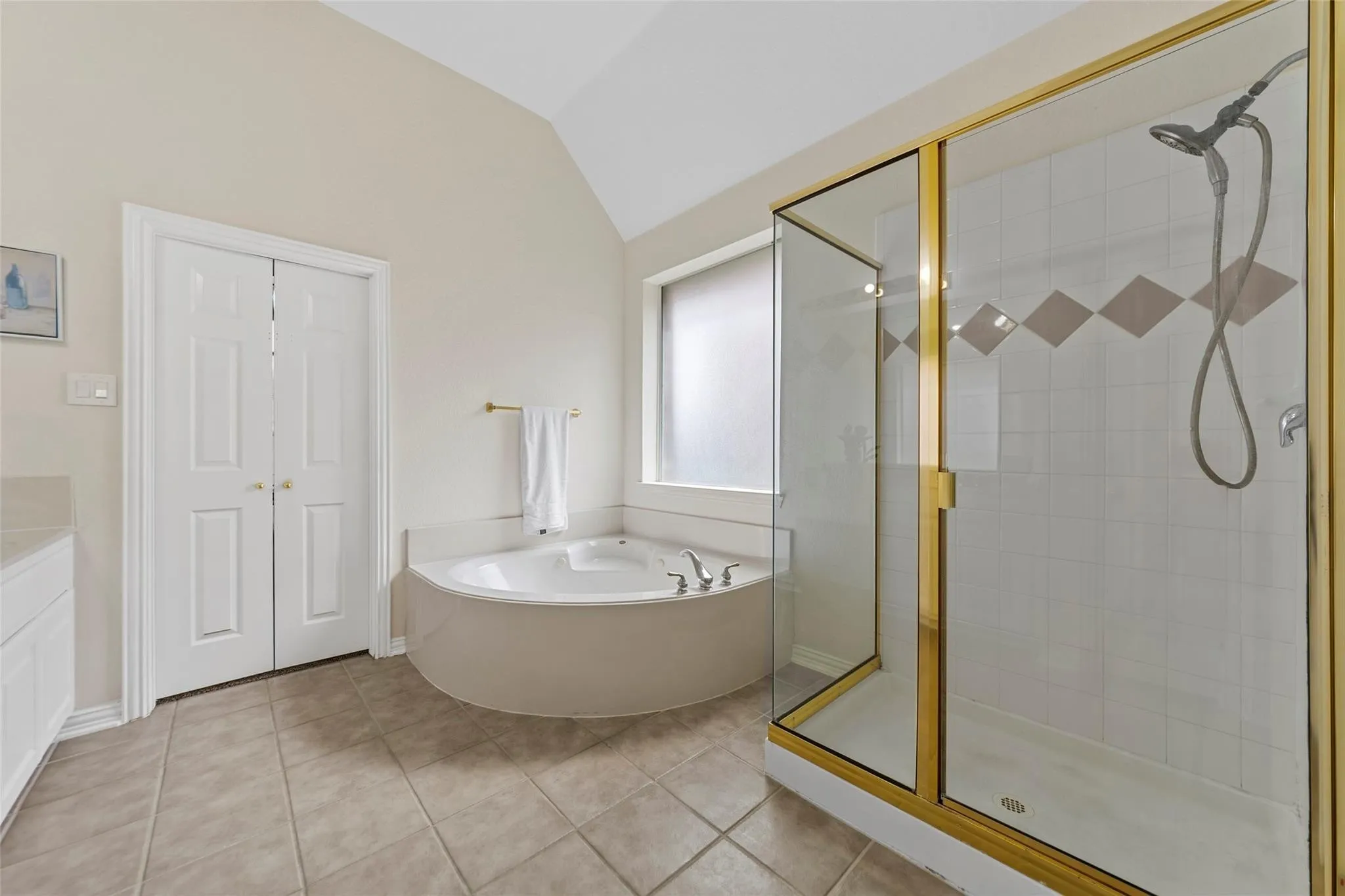 Single Family Residence For Sale in Collin County , 14779 Blakehill Drive, Frisco, Texas 75035, 4 Bedroom, 3 Bathroom, 2 Garage spaces, 3,074 Sqft, built in 2004, mls#21361461, Real Estate Agent in Frisco, Homes For Sale in Collin county, Homes For Sale in Frisco, Realtor in Frisco Texas, Real Estate Brokerage Independent Realty Texas, Luminita Cordes Realtor