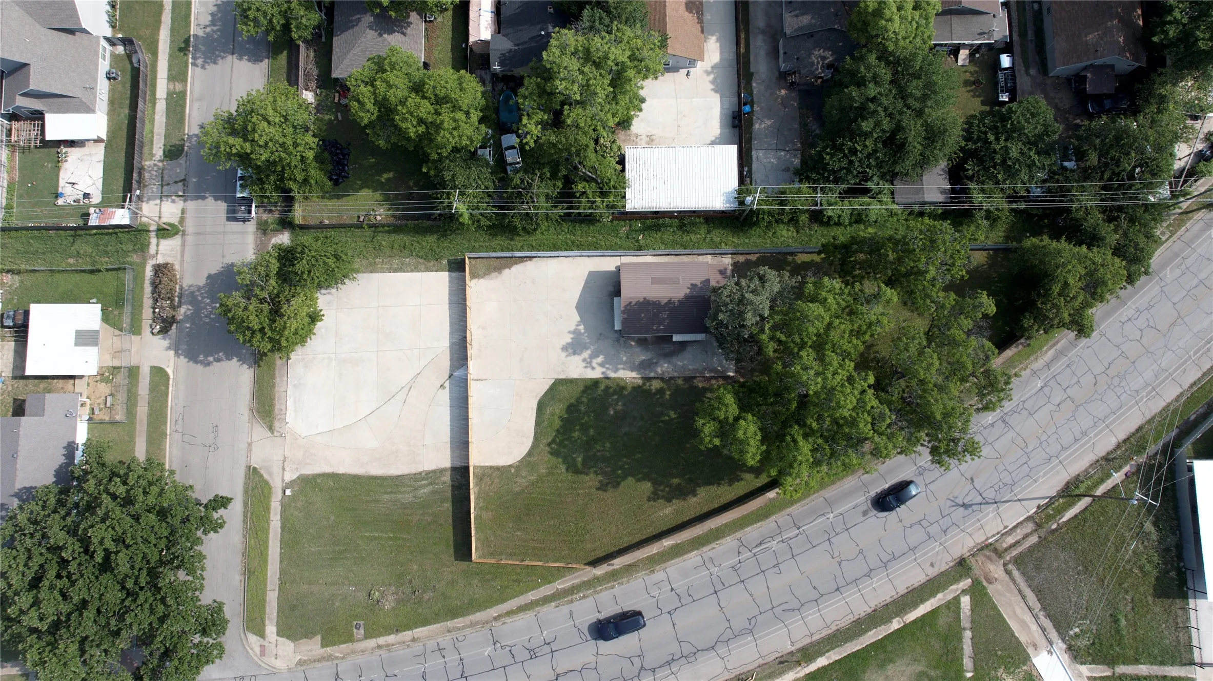Unimproved Land For Sale in Tarrant County , 1264 E Maddox Avenue, Fort Worth, Texas 76104, 0, 0, Garage spaces, 0 Sqft, built in 0, mls#21362375, Real Estate Agent in Fort Worth, Homes For Sale in Tarrant county, Homes For Sale in Fort Worth, Realtor in Fort Worth Texas, Real Estate Brokerage Independent Realty Texas, Luminita Cordes Realtor