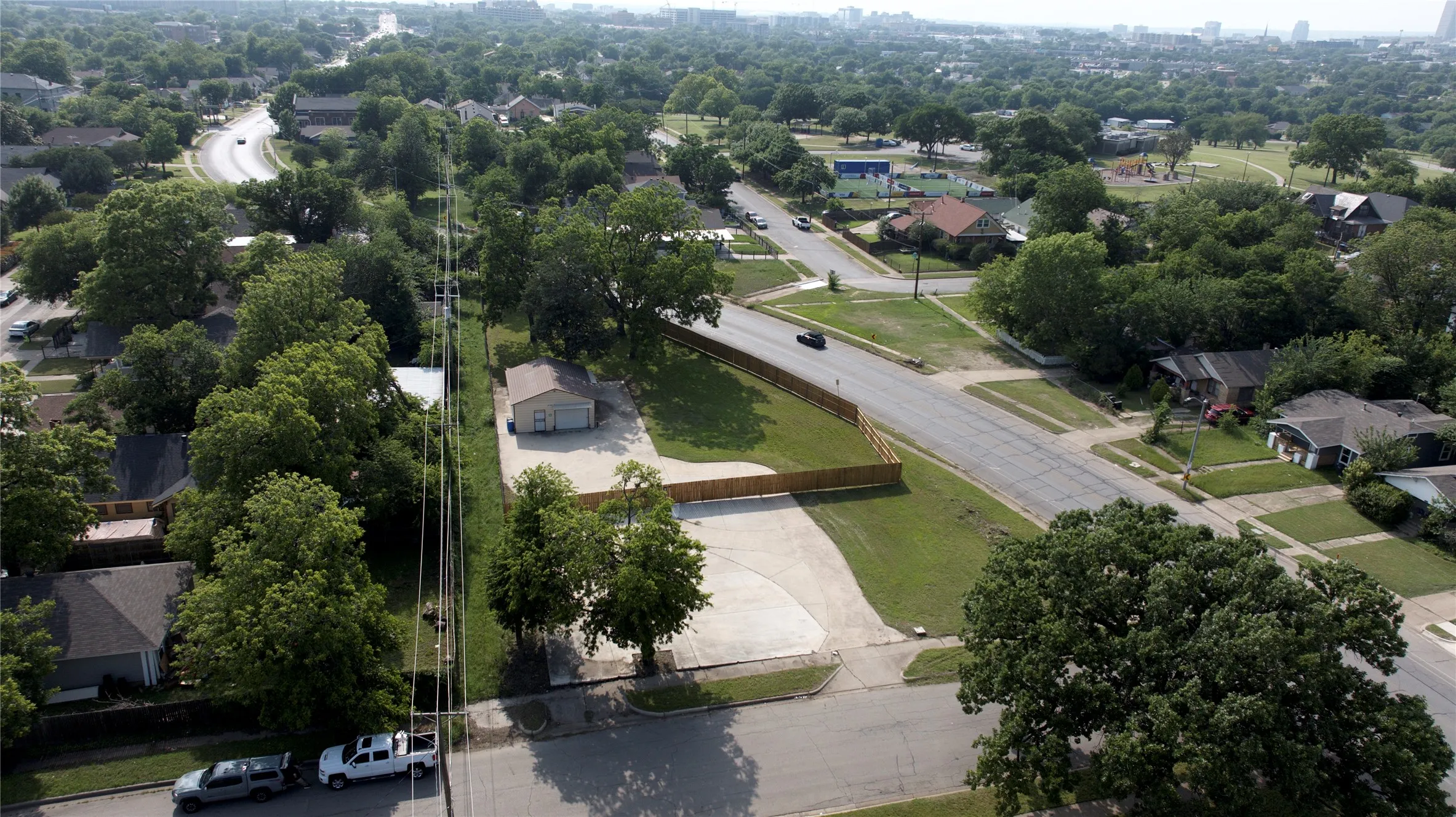 Unimproved Land For Sale in Tarrant County , 1264 E Maddox Avenue, Fort Worth, Texas 76104, 0, 0, Garage spaces, 0 Sqft, built in 0, mls#21362375, Real Estate Agent in Fort Worth, Homes For Sale in Tarrant county, Homes For Sale in Fort Worth, Realtor in Fort Worth Texas, Real Estate Brokerage Independent Realty Texas, Luminita Cordes Realtor