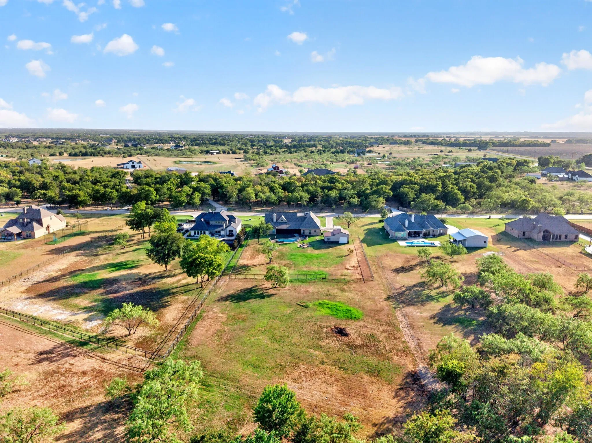 Single Family Residence For Sale in Rockwall County , 6220 Pinon Trail, Royse City, Texas 75189, 4 Bedroom, 3 Bathroom, 2 Garage spaces, 2,776 Sqft, built in 2009, mls#21362305, Real Estate Agent in Royse City, Homes For Sale in Rockwall county, Homes For Sale in Royse City, Realtor in Royse City Texas, Real Estate Brokerage Independent Realty Texas, Luminita Cordes Realtor