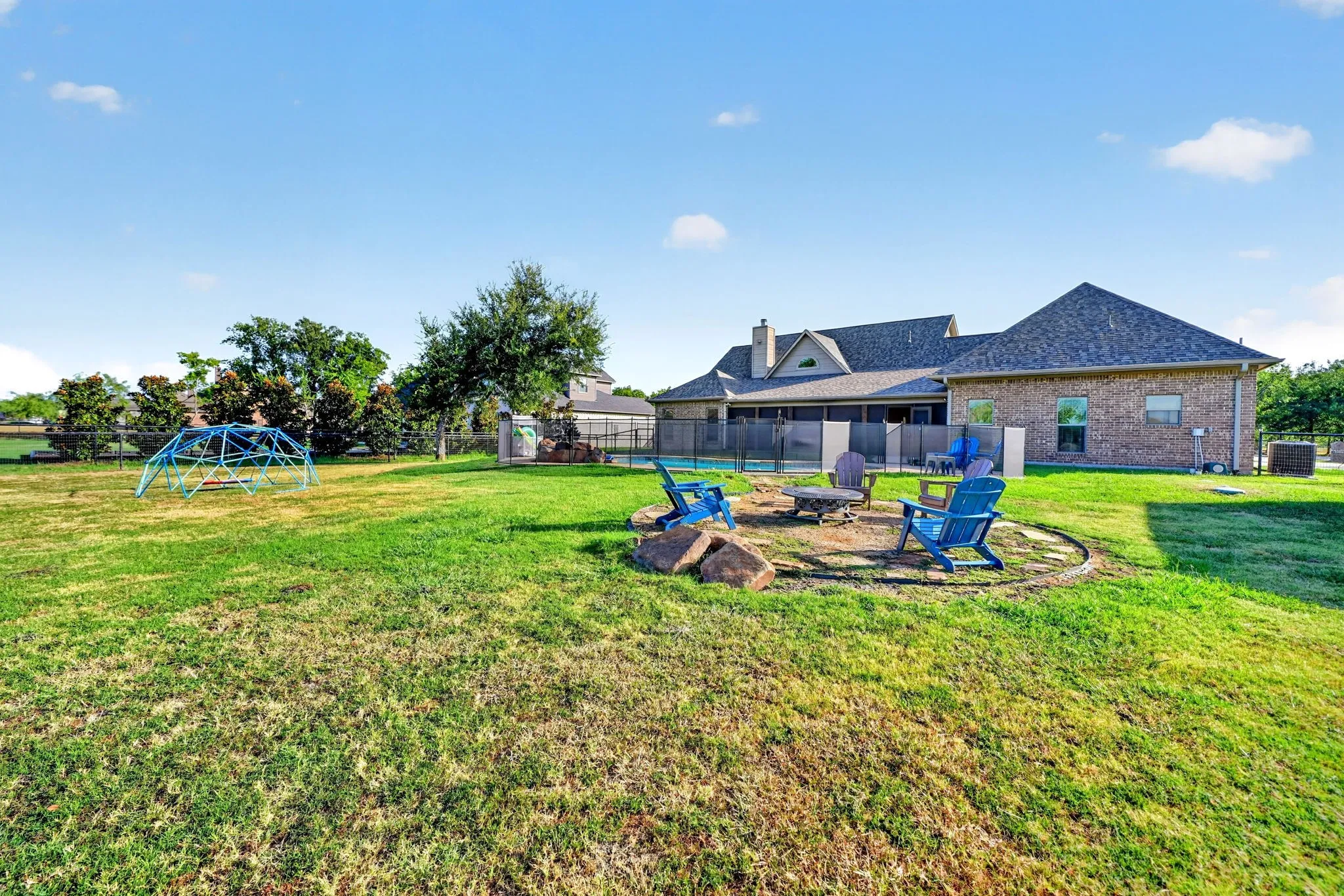 Single Family Residence For Sale in Rockwall County , 6220 Pinon Trail, Royse City, Texas 75189, 4 Bedroom, 3 Bathroom, 2 Garage spaces, 2,776 Sqft, built in 2009, mls#21362305, Real Estate Agent in Royse City, Homes For Sale in Rockwall county, Homes For Sale in Royse City, Realtor in Royse City Texas, Real Estate Brokerage Independent Realty Texas, Luminita Cordes Realtor