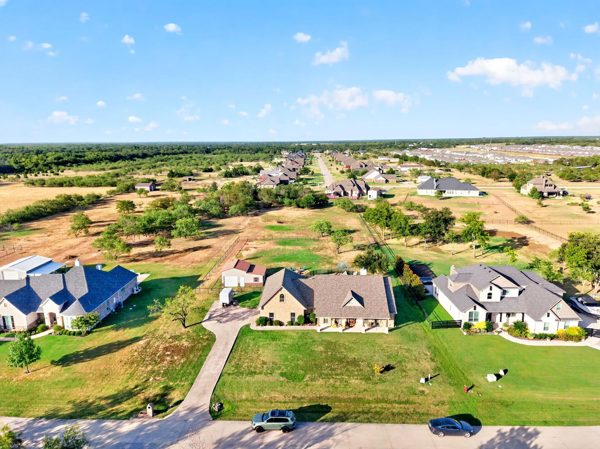 Single Family Residence For Sale in Rockwall County , 6220 Pinon Trail, Royse City, Texas 75189, 4 Bedroom, 3 Bathroom, 2 Garage spaces, 2,776 Sqft, built in 2009, mls#21362305, Real Estate Agent in Royse City, Homes For Sale in Rockwall county, Homes For Sale in Royse City, Realtor in Royse City Texas, Real Estate Brokerage Independent Realty Texas, Luminita Cordes Realtor