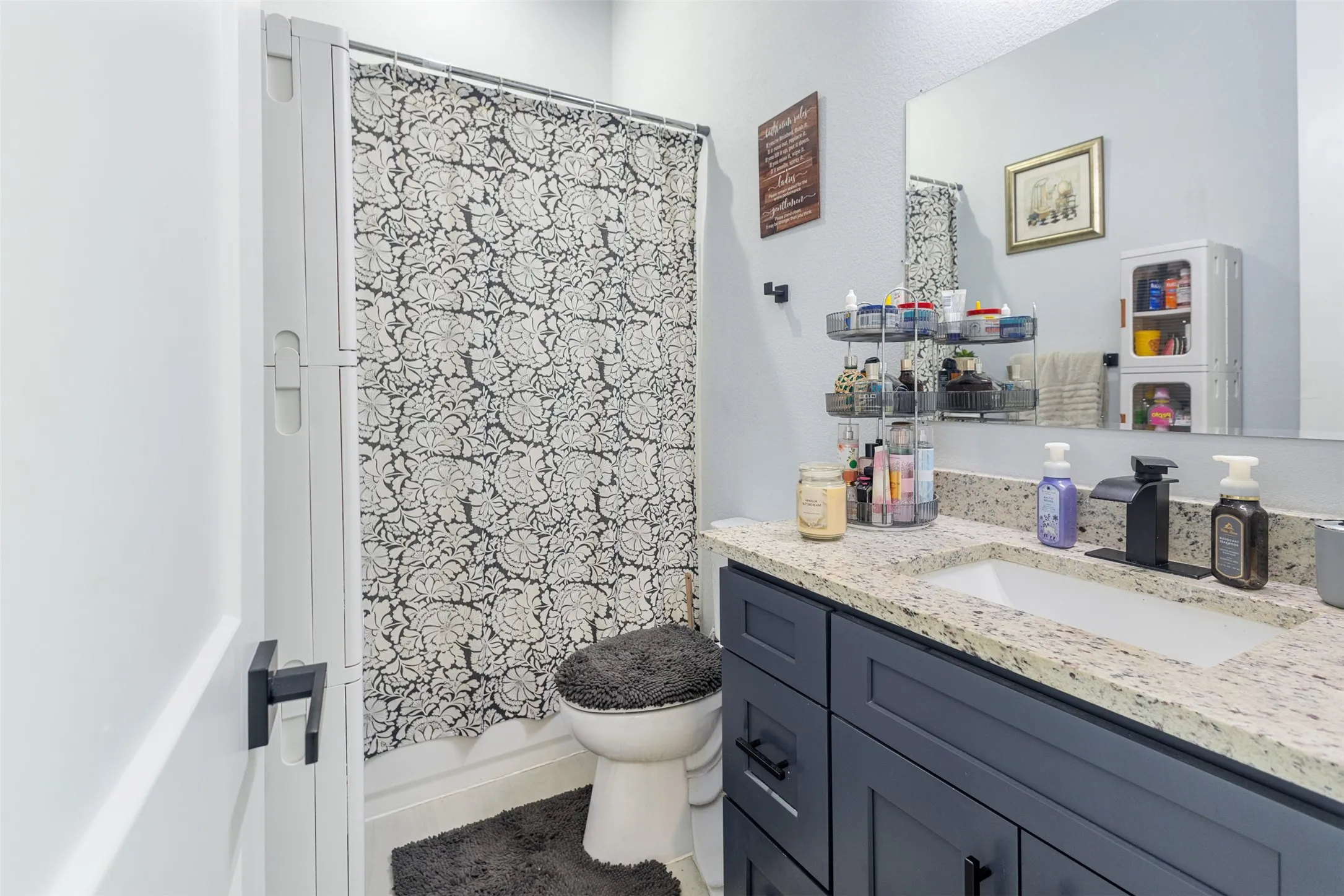 Single Family Residence For Sale in Henderson County , 286 Harris Boulevard, Malakoff, Texas 75147, 3 Bedroom, 2 Bathroom, Garage spaces, 1,200 Sqft, built in 2024, Price $259,000, mls#21362368, Real Estate Agent in Malakoff, Homes For Sale in Henderson county, Homes For Sale in Malakoff, Realtor in Malakoff Texas, Real Estate Brokerage Independent Realty Texas, Luminita Cordes Realtor