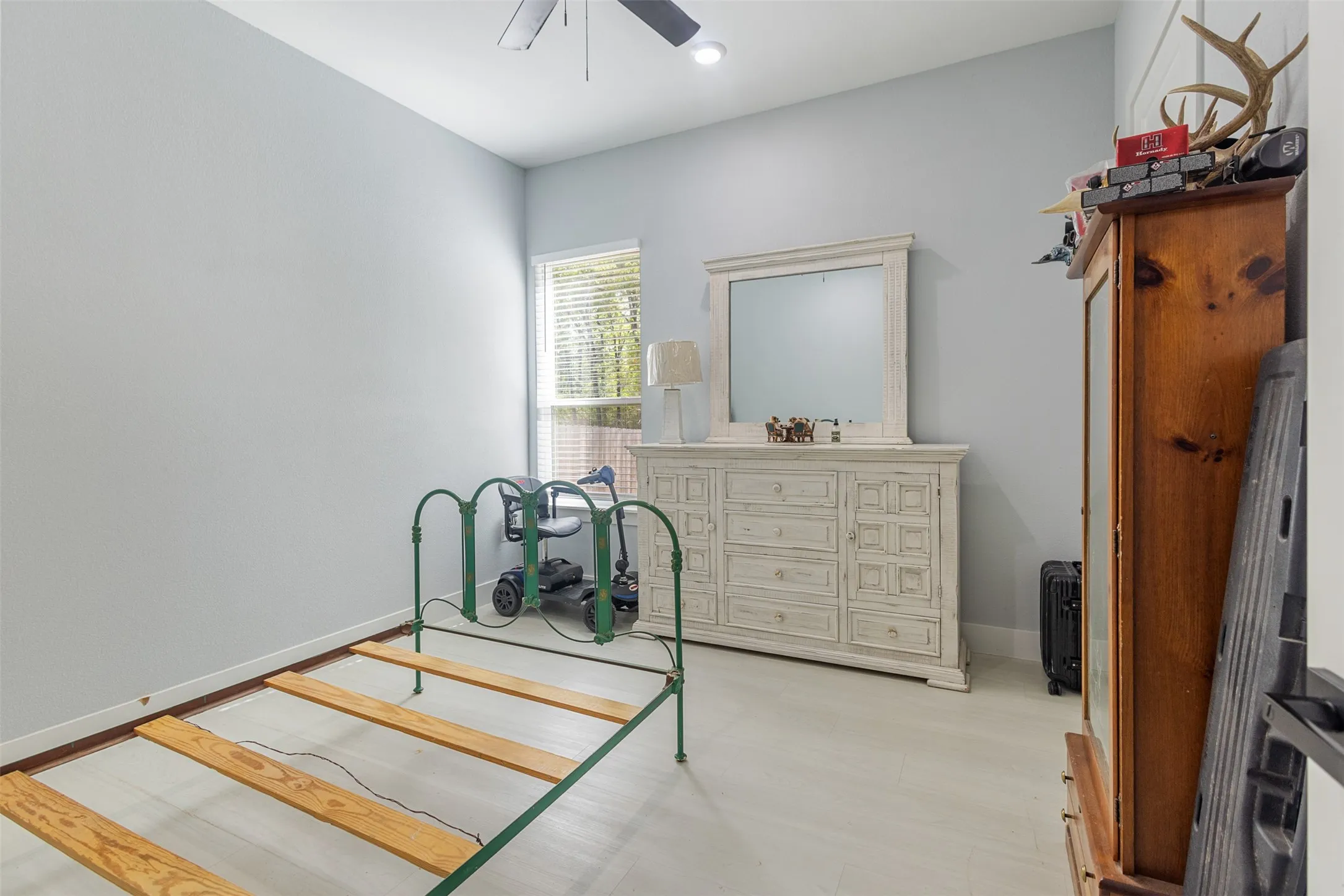 Single Family Residence For Sale in Henderson County , 286 Harris Boulevard, Malakoff, Texas 75147, 3 Bedroom, 2 Bathroom, Garage spaces, 1,200 Sqft, built in 2024, Price $259,000, mls#21362368, Real Estate Agent in Malakoff, Homes For Sale in Henderson county, Homes For Sale in Malakoff, Realtor in Malakoff Texas, Real Estate Brokerage Independent Realty Texas, Luminita Cordes Realtor