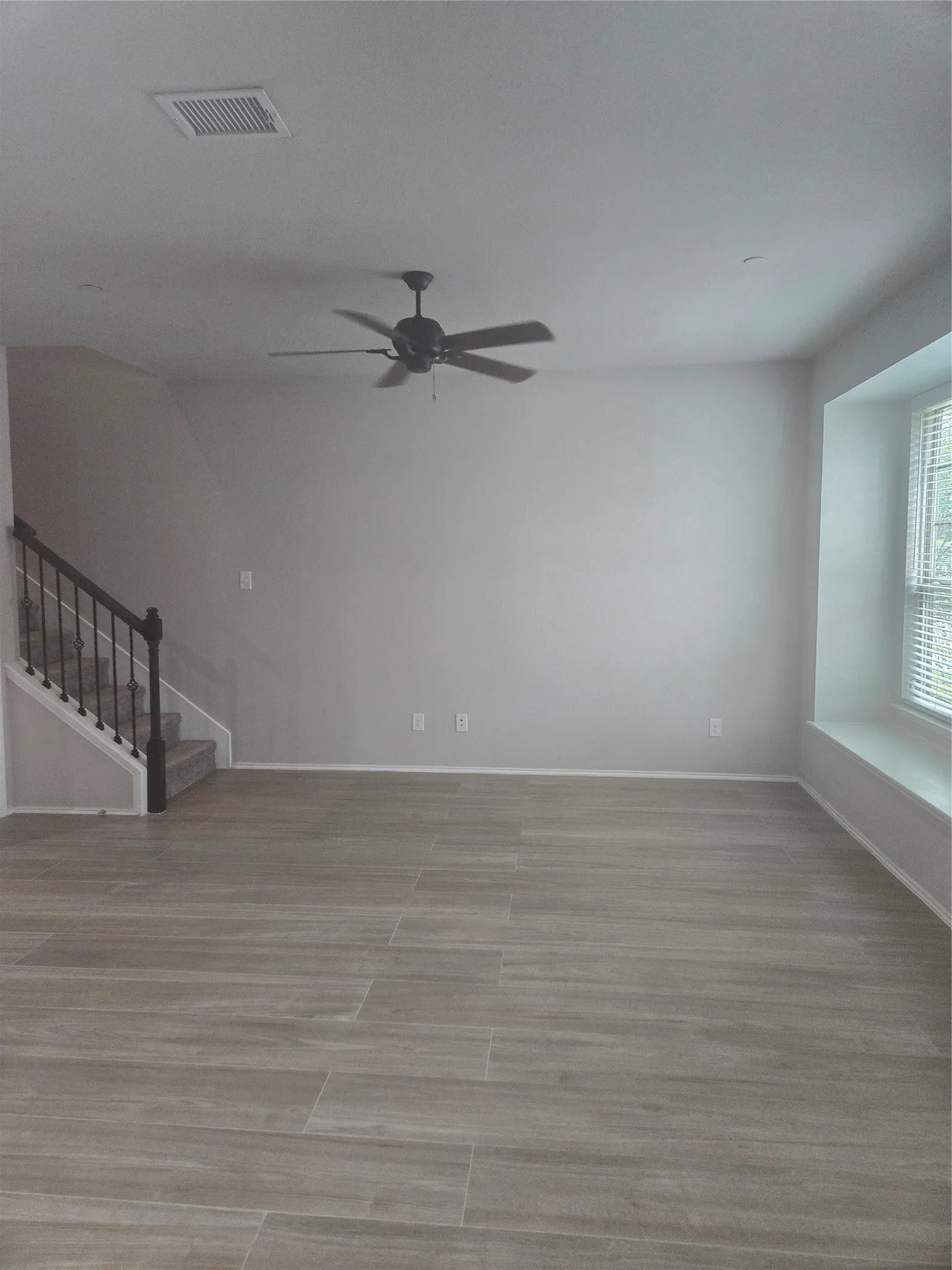 Townhouse For Rent in Denton County , 3308 Becker Drive, Denton, Texas 76207, 3 Bedroom, 3 Bathroom, 2 Garage spaces, 1,726 Sqft, built in 2019, mls#21362267, Real Estate Agent in Denton, Homes For Rent in Denton county, Homes For Rent in Denton, Realtor in Denton Texas, Real Estate Brokerage Independent Realty Texas, Luminita Cordes Realtor