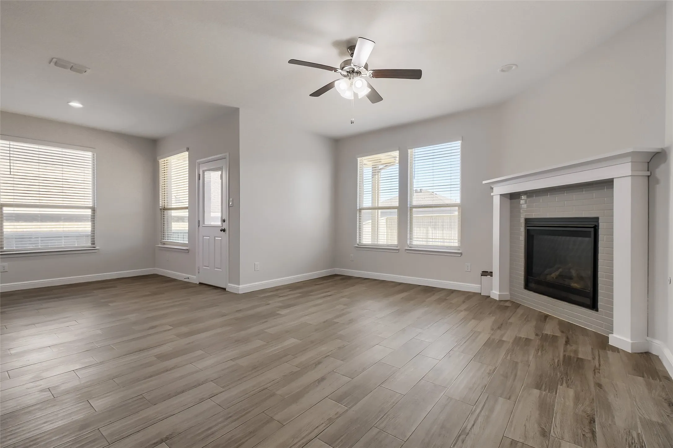 Single Family Residence For Sale in Denton County , 2312 Mockingbird Court, Northlake, Texas 76247, 4 Bedroom, 4 Bathroom, 2 Garage spaces, 2,782 Sqft, built in 2021, mls#21361764, Real Estate Agent in Northlake, Homes For Sale in Denton county, Homes For Sale in Northlake, Realtor in Northlake Texas, Real Estate Brokerage Independent Realty Texas, Luminita Cordes Realtor