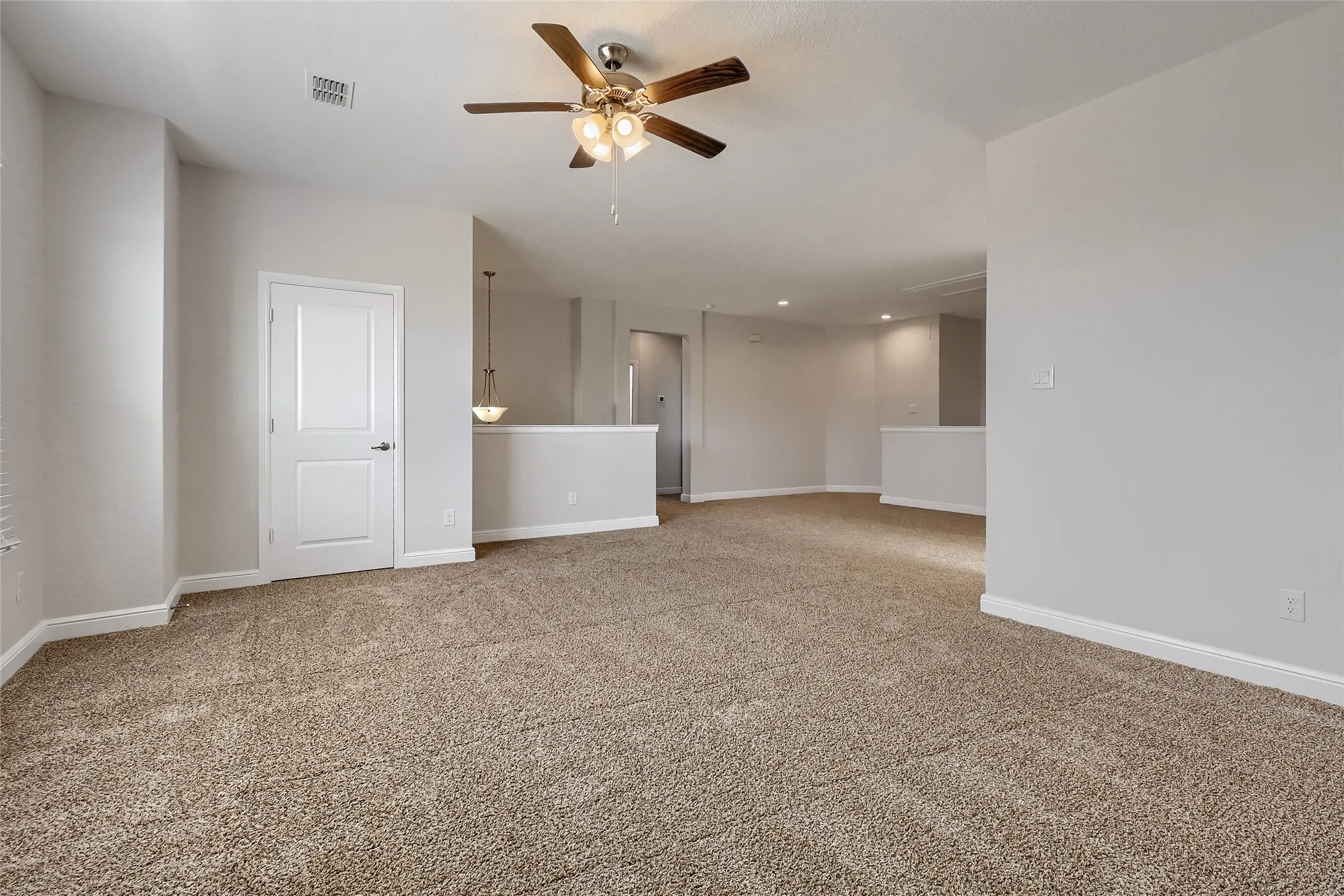Single Family Residence For Sale in Denton County , 2312 Mockingbird Court, Northlake, Texas 76247, 4 Bedroom, 4 Bathroom, 2 Garage spaces, 2,782 Sqft, built in 2021, mls#21361764, Real Estate Agent in Northlake, Homes For Sale in Denton county, Homes For Sale in Northlake, Realtor in Northlake Texas, Real Estate Brokerage Independent Realty Texas, Luminita Cordes Realtor