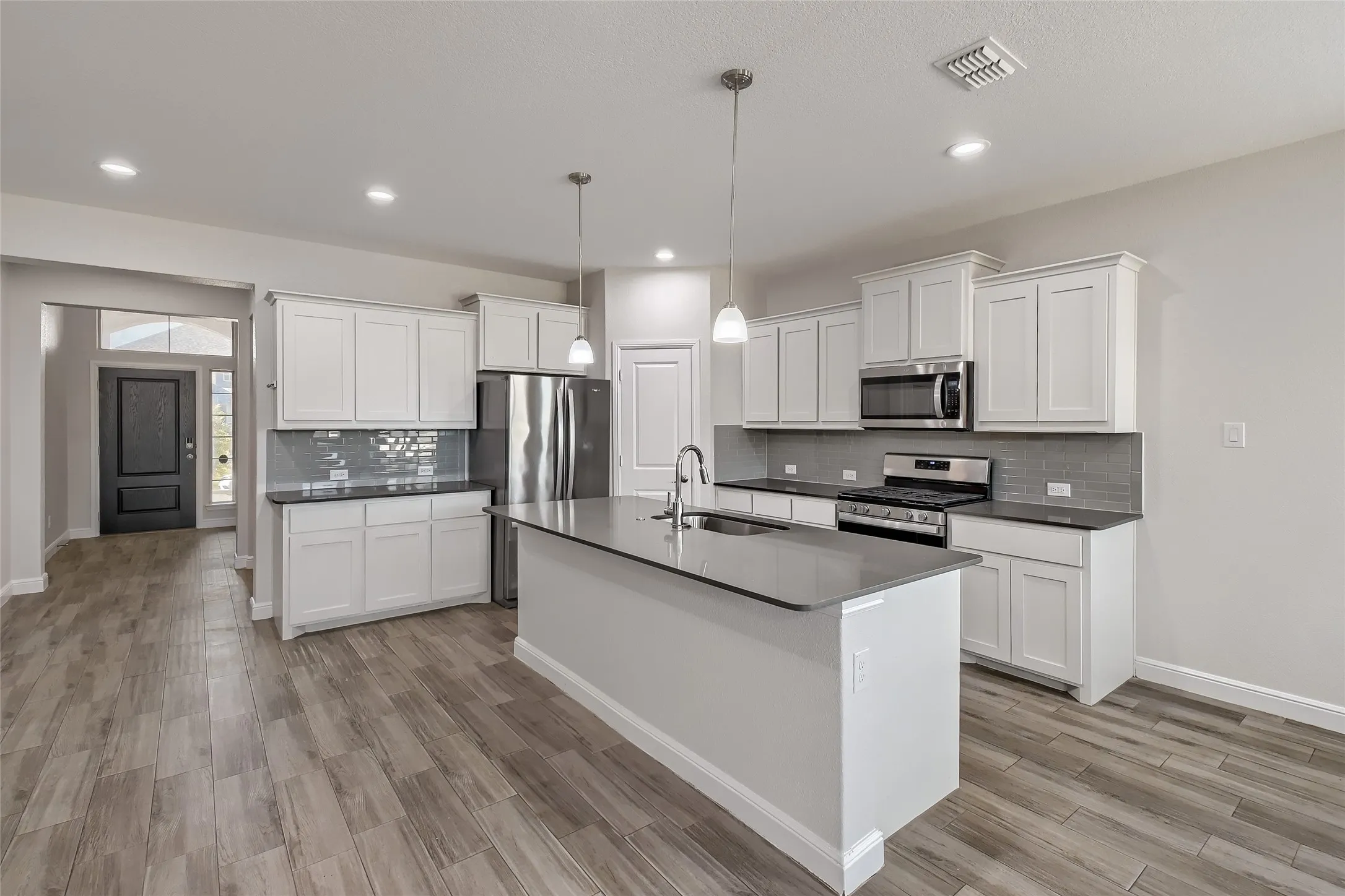 Single Family Residence For Sale in Denton County , 2312 Mockingbird Court, Northlake, Texas 76247, 4 Bedroom, 4 Bathroom, 2 Garage spaces, 2,782 Sqft, built in 2021, mls#21361764, Real Estate Agent in Northlake, Homes For Sale in Denton county, Homes For Sale in Northlake, Realtor in Northlake Texas, Real Estate Brokerage Independent Realty Texas, Luminita Cordes Realtor