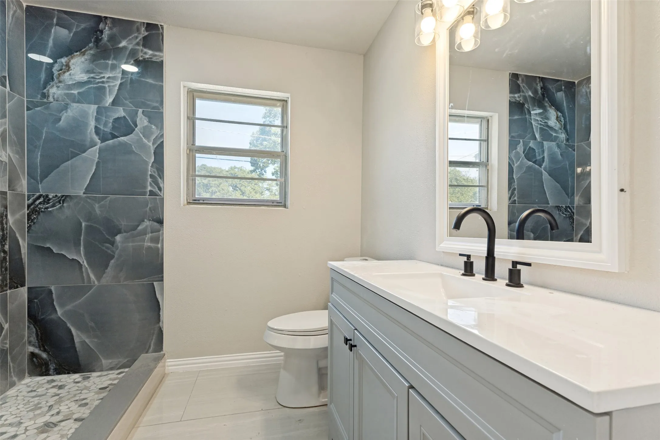 Single Family Residence For Sale in Tarrant County , 3021 Edith Lane, Haltom City, Texas 76117, 3 Bedroom, 2 Bathroom, 1 Garage spaces, 1,344 Sqft, built in 1956, mls#21356646, Real Estate Agent in Haltom City, Homes For Sale in Tarrant county, Homes For Sale in Haltom City, Realtor in Haltom City Texas, Real Estate Brokerage Independent Realty Texas, Luminita Cordes Realtor