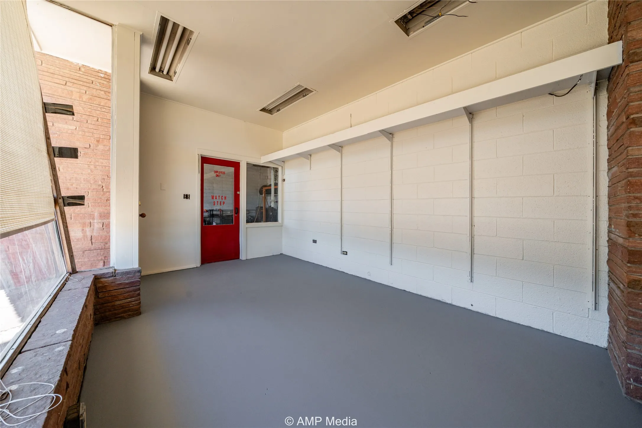 Industrial For Sale in Jones County , 413 N Swenson Street, Stamford, Texas 79553, 0, 0, Garage spaces, 0 Sqft, built in 1950, Price $79,000, mls#21362405, Real Estate Agent in Stamford, Homes For Sale in Jones county, Homes For Sale in Stamford, Realtor in Stamford Texas, Real Estate Brokerage Independent Realty Texas, Luminita Cordes Realtor