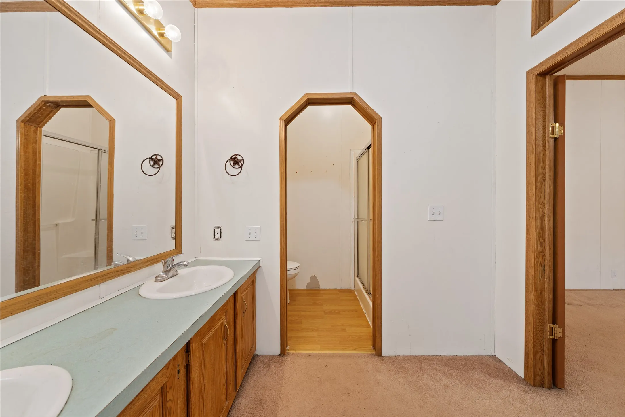 Mobile Home For Sale in Mc Lennan County , 2641 Pleasant Run, Crawford, Texas 76689, 3 Bedroom, 2 Bathroom, 2 Garage spaces, 2,048 Sqft, built in 1993, mls#21361904, Real Estate Agent in Crawford, Homes For Sale in Mc Lennan county, Homes For Sale in Crawford, Realtor in Crawford Texas, Real Estate Brokerage Independent Realty Texas, Luminita Cordes Realtor